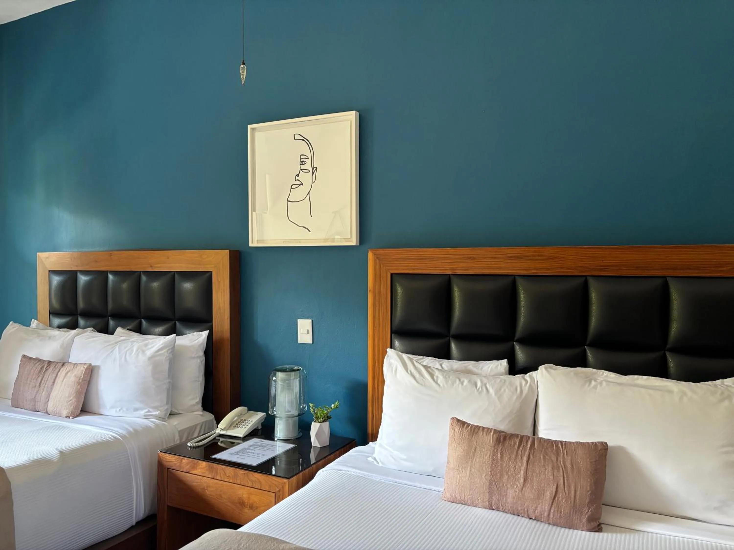 Photo of the whole room, Bed in Hotel Boutique Unico Avandaro