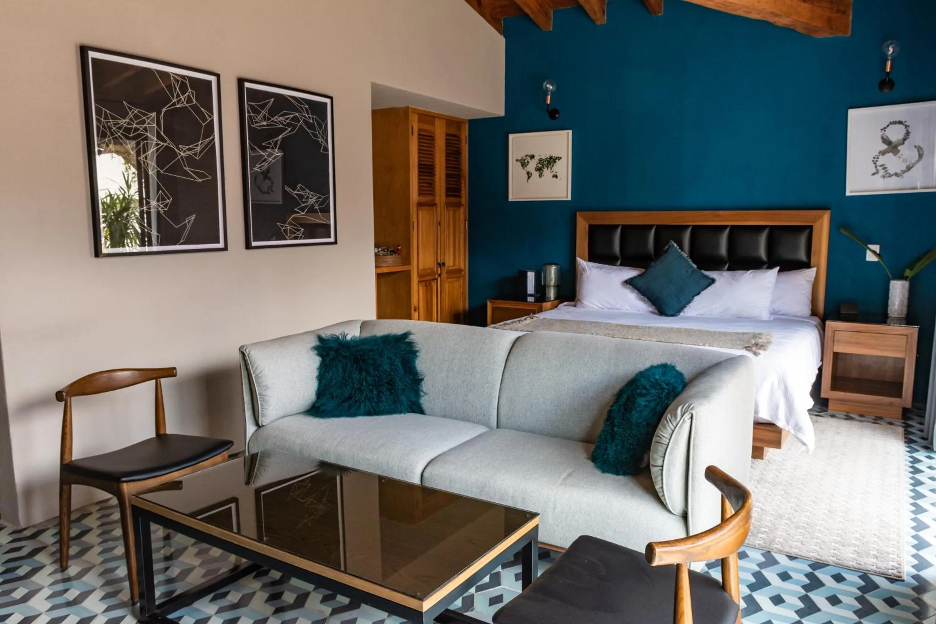 Photo of the whole room, Bed in Hotel Boutique Unico Avandaro