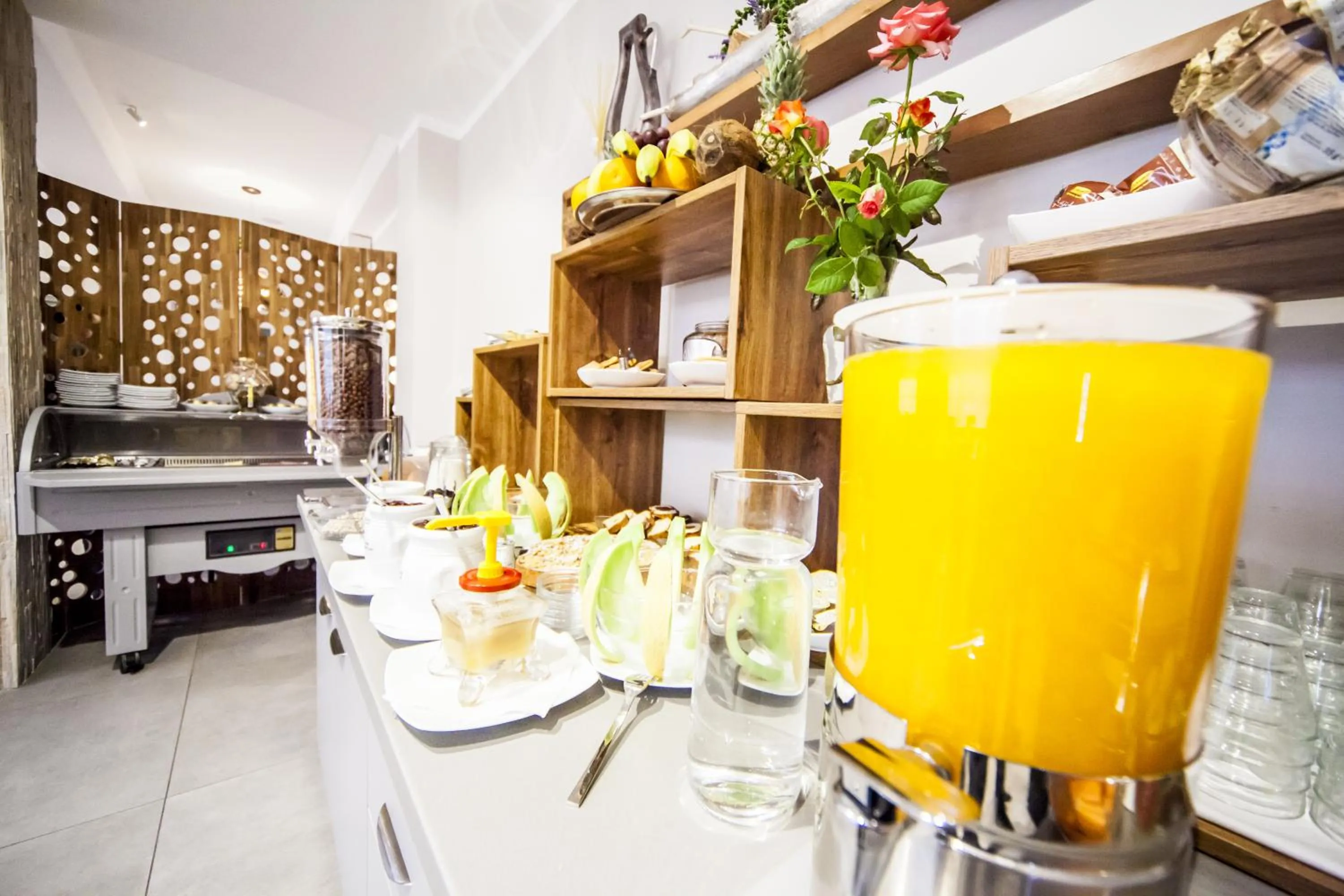 Restaurant/places to eat in Hotel Confort