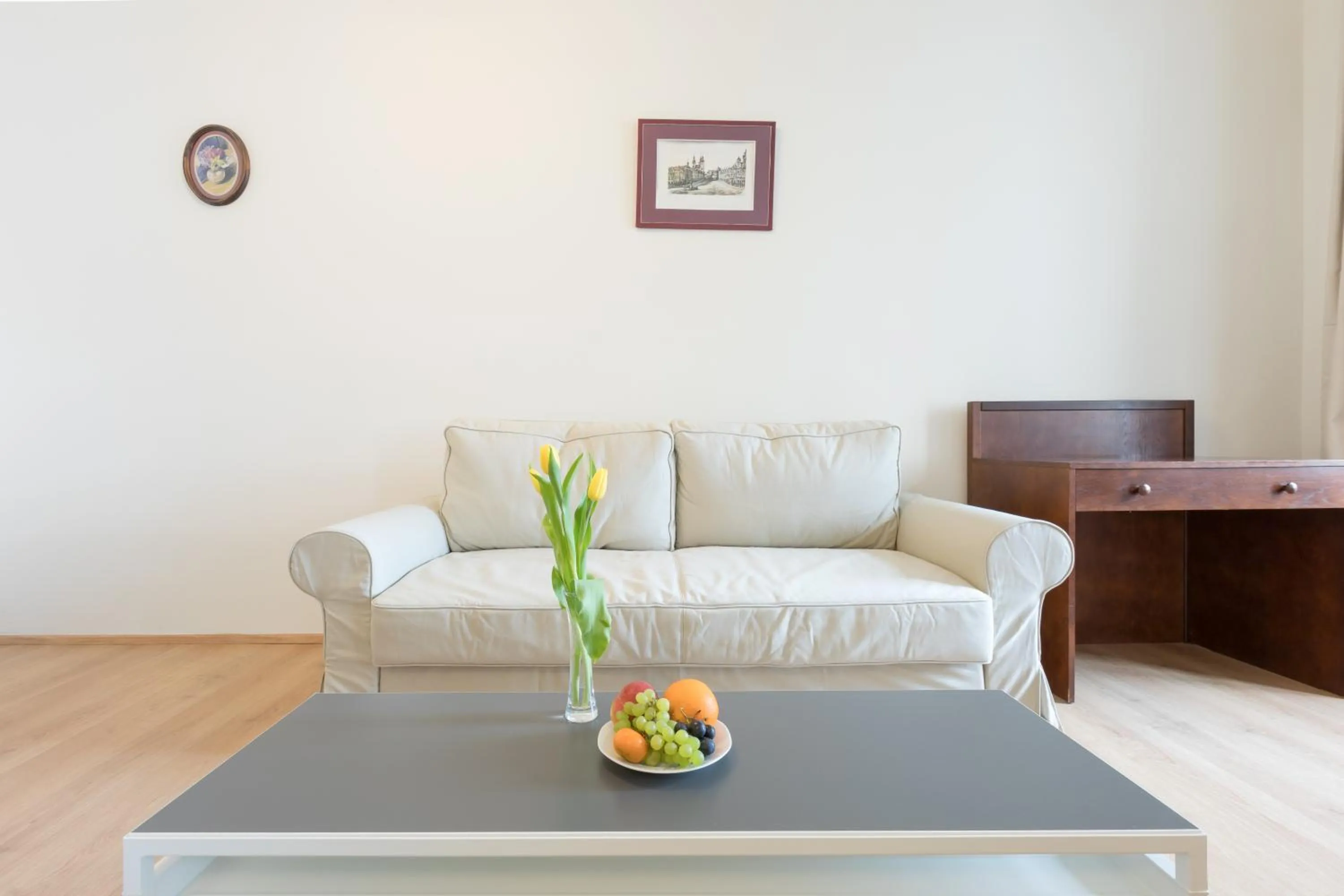 Seating area in Hotel Celerin