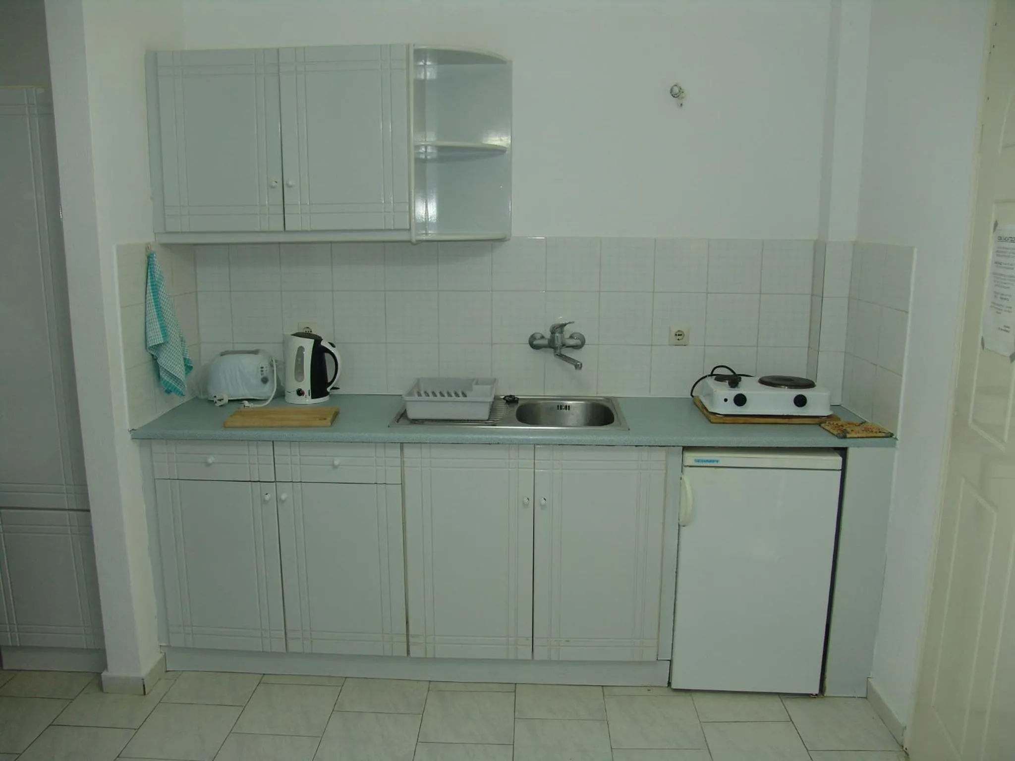 Kitchen or kitchenette in Kontessa Apartments