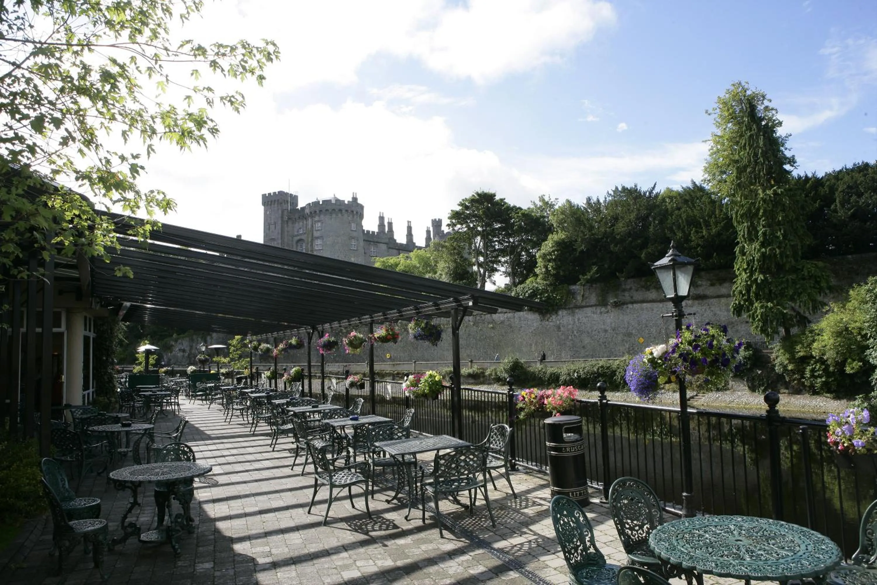 Restaurant/places to eat in Kilkenny River Court Hotel