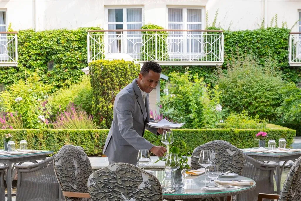 Restaurant/places to eat in The Merrion Hotel