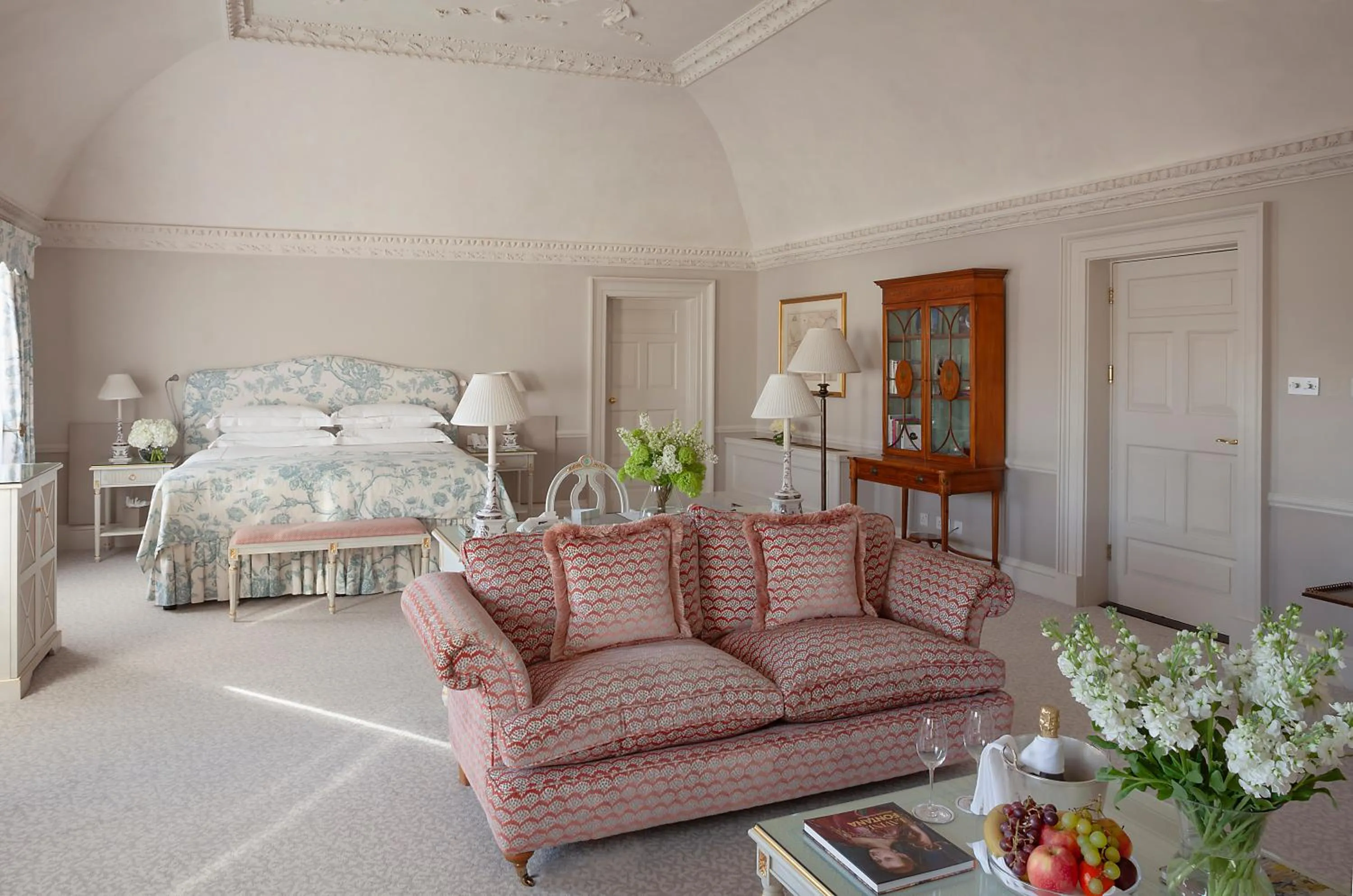 Bed in The Merrion Hotel