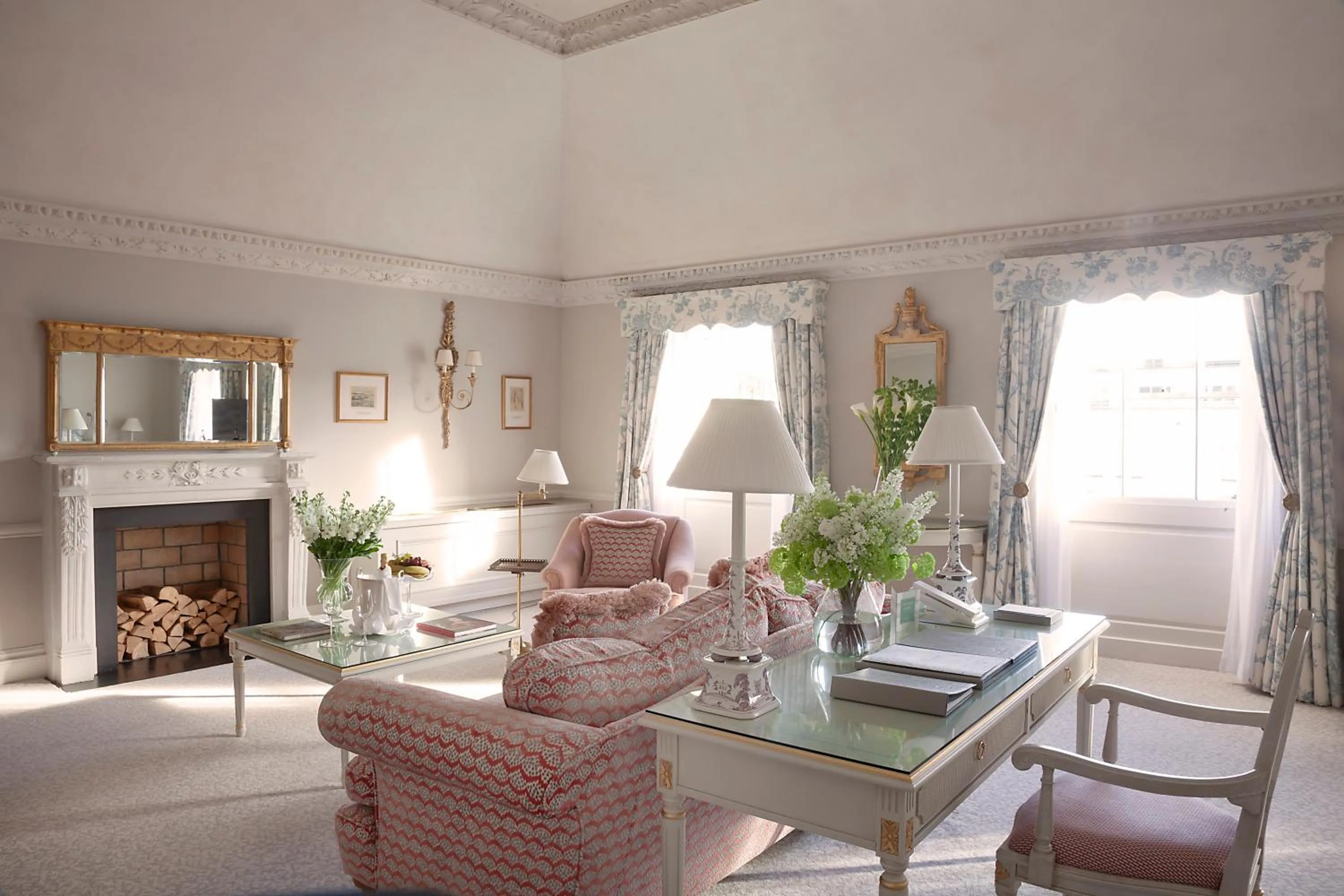 Living room in The Merrion Hotel