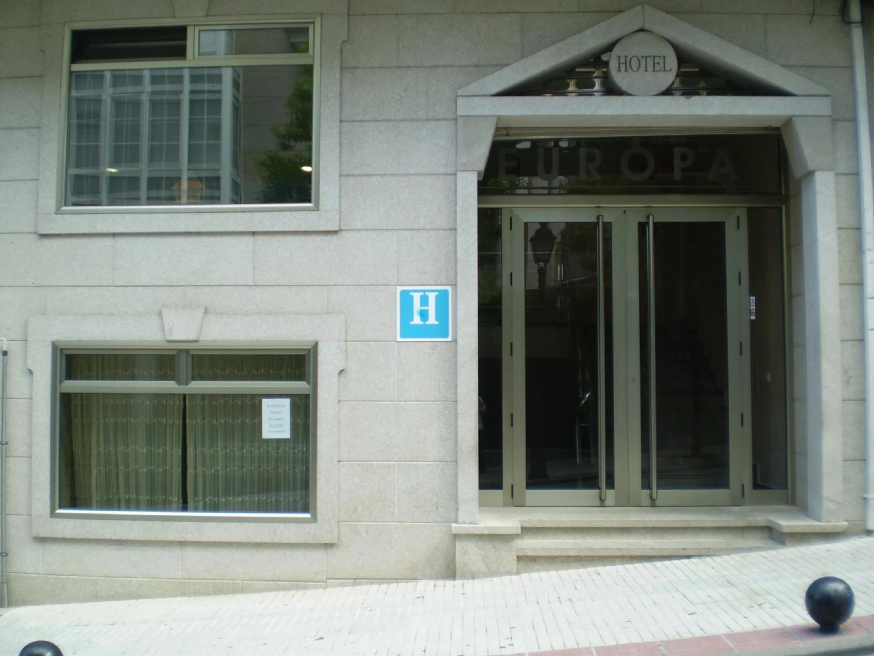 Facade/entrance in Hotel Europa