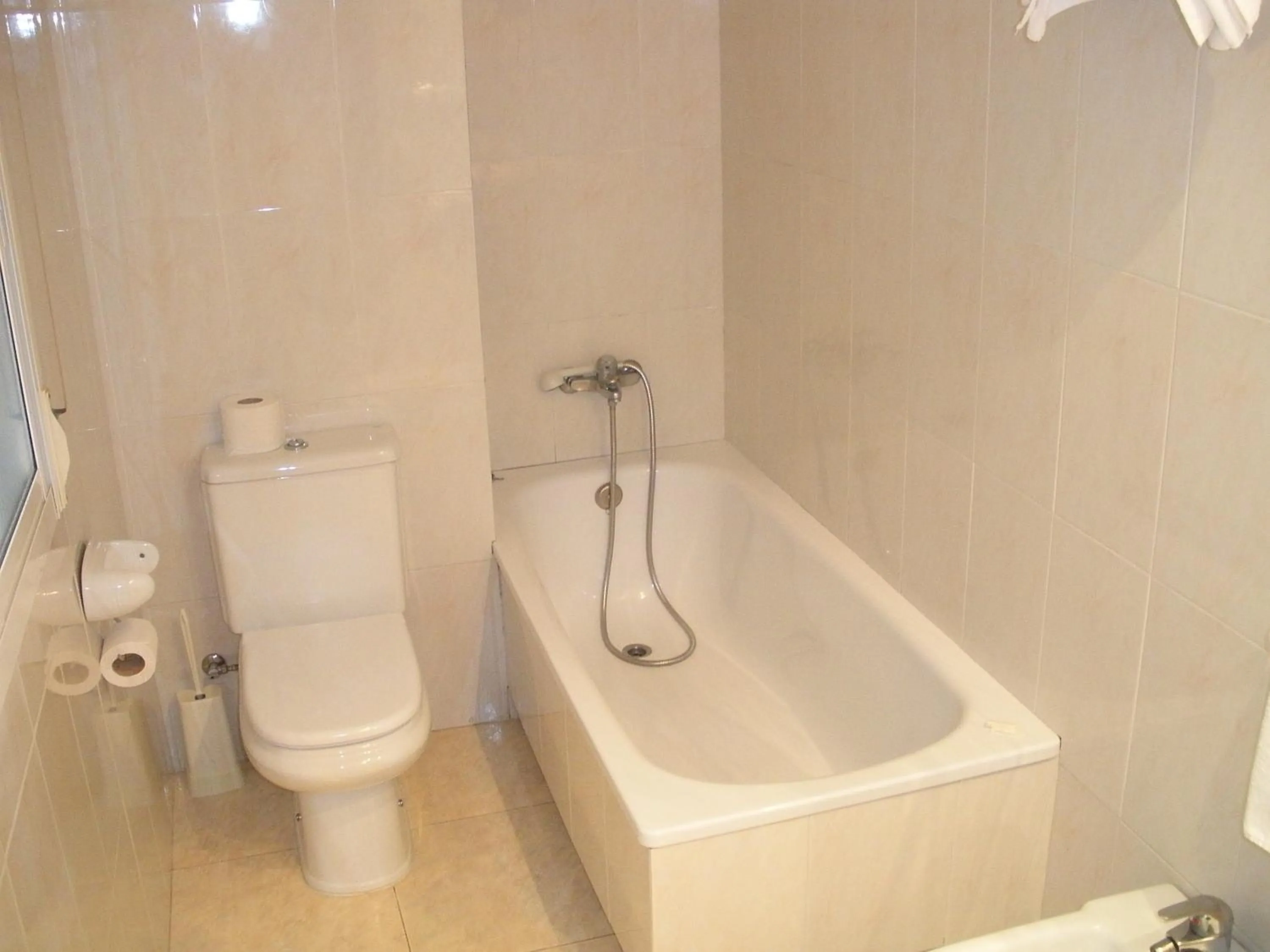 Bathroom in Hotel Europa