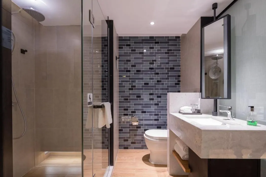 Toilet in Fairfield by Marriott Guangzhou Tianhe Park