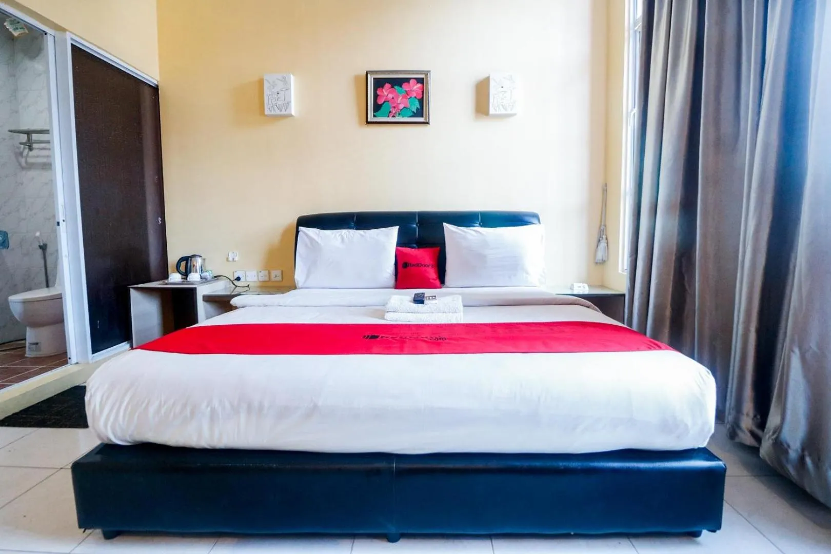 Bedroom, Bed in RedDoorz Plus near DC Mall Batam