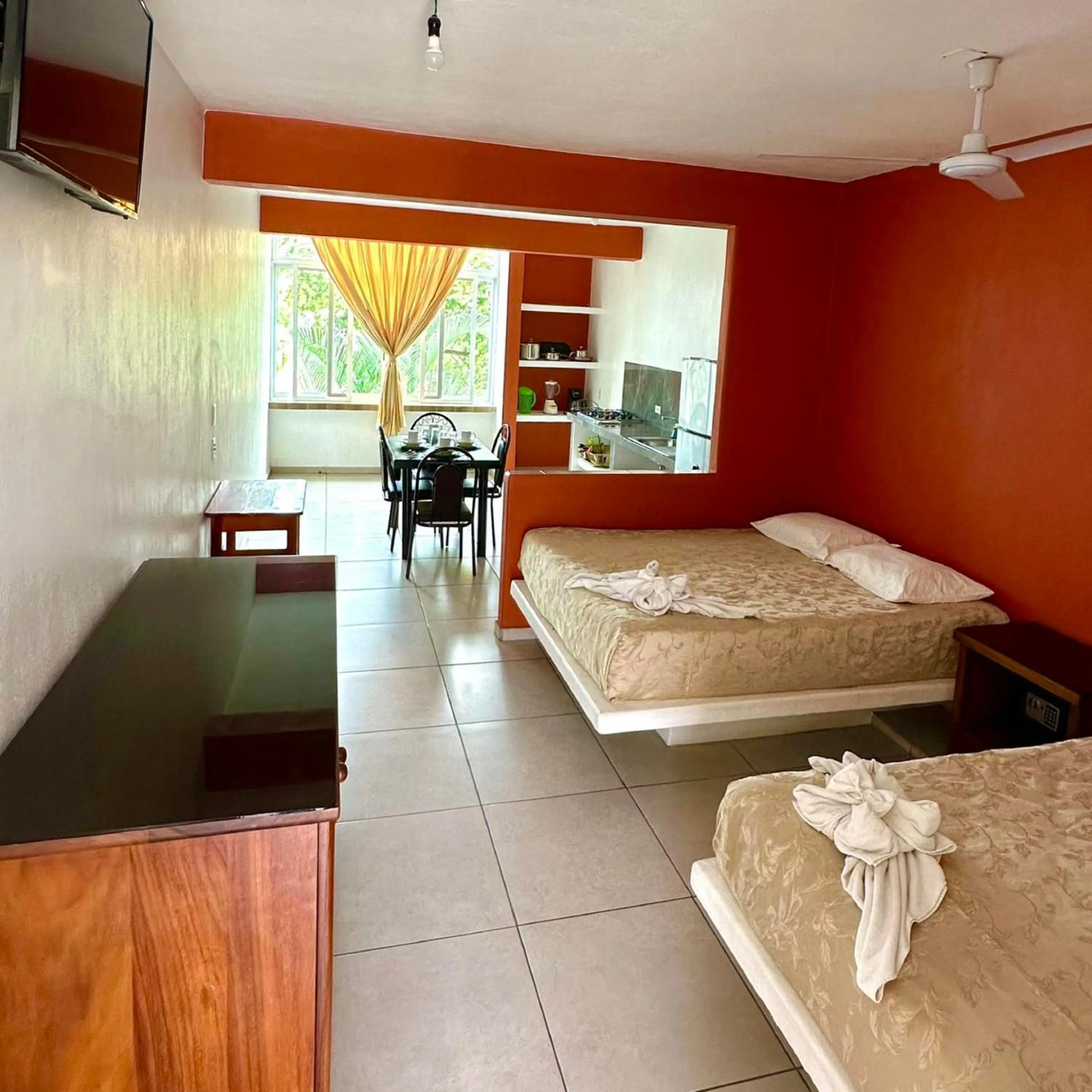 Bedroom, Bed in Hotel Rega Suites Guayabitos - Family & Kitchen