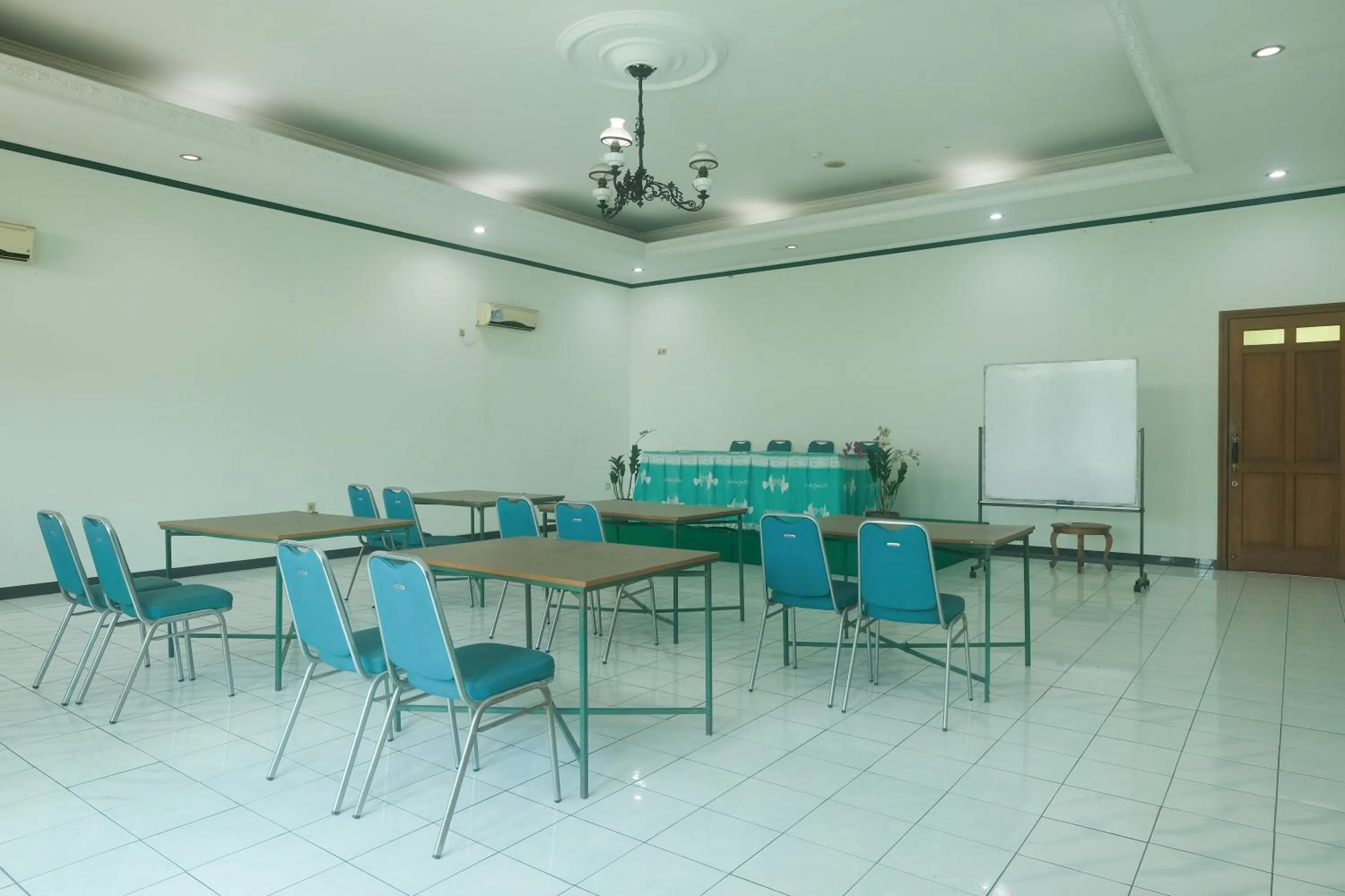 Other in RedDoorz near XT Square Yogyakarta