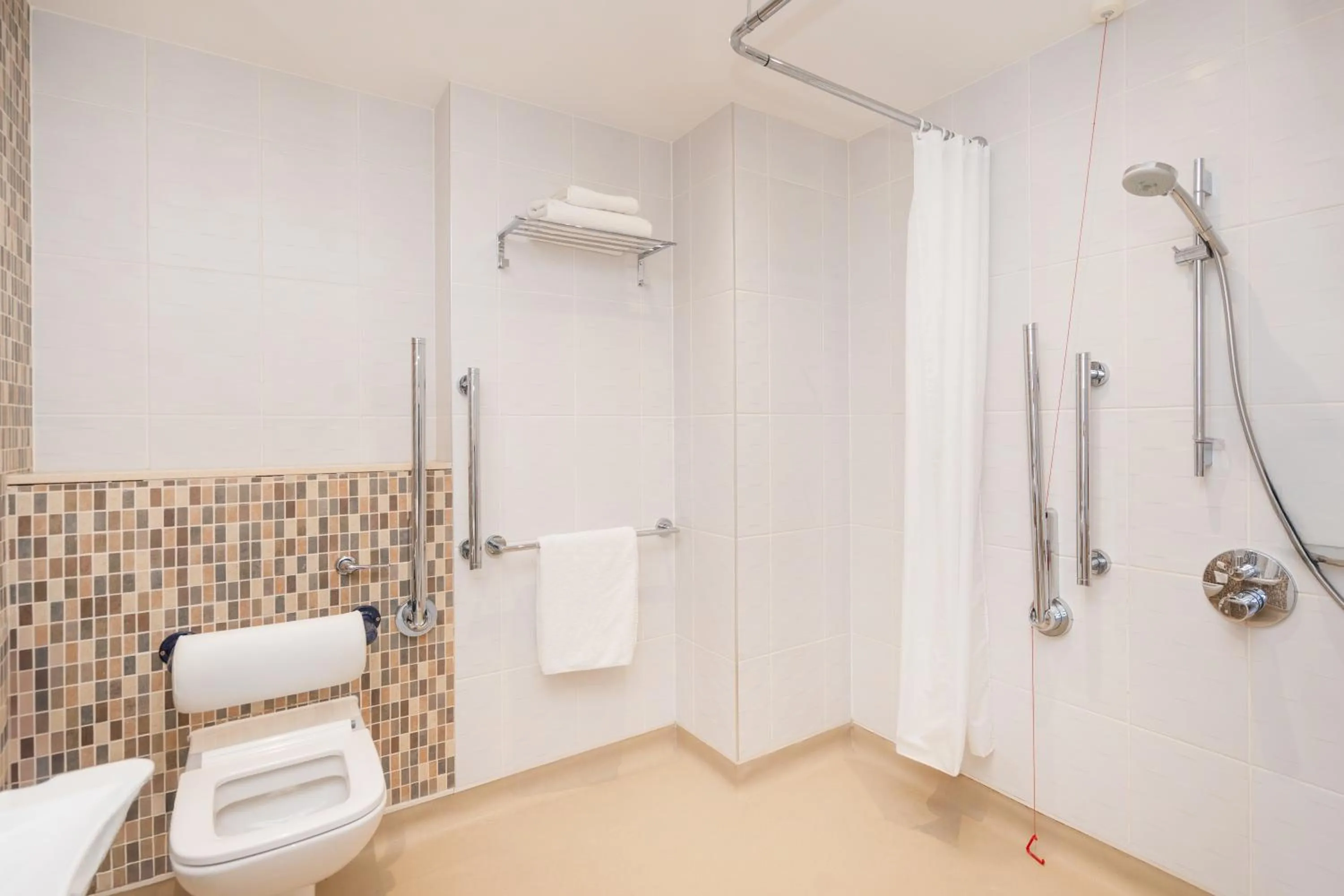 Shower in Holiday Inn Southend by IHG