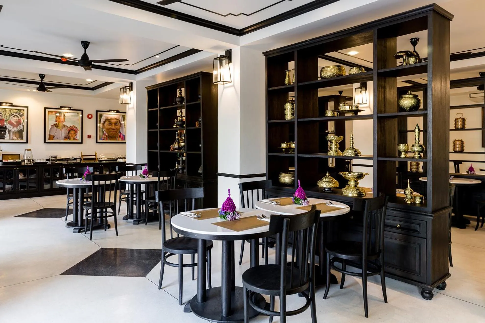 Restaurant/places to eat in MORA Boutique Hotel