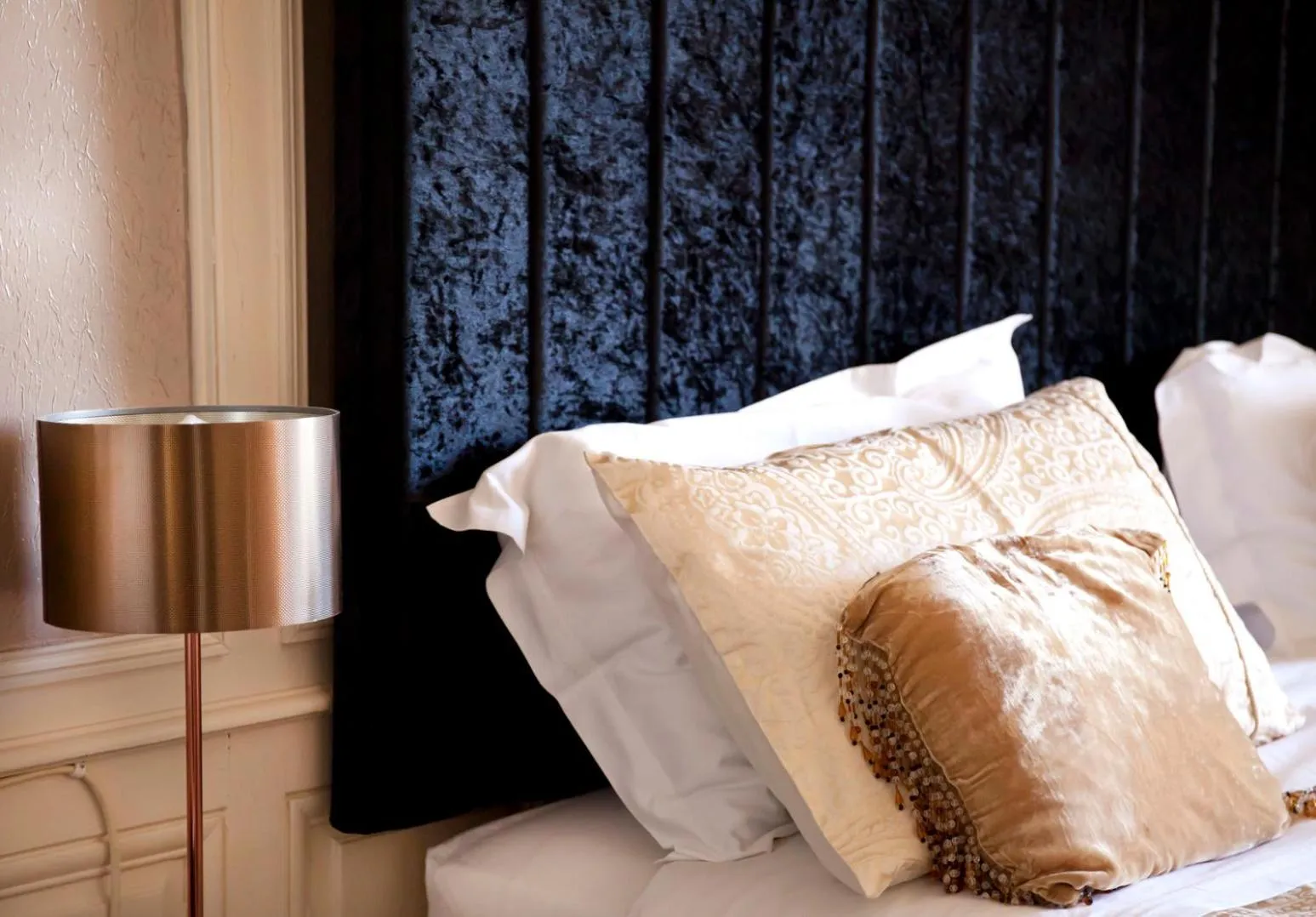 Bed in Maison Bellachonne