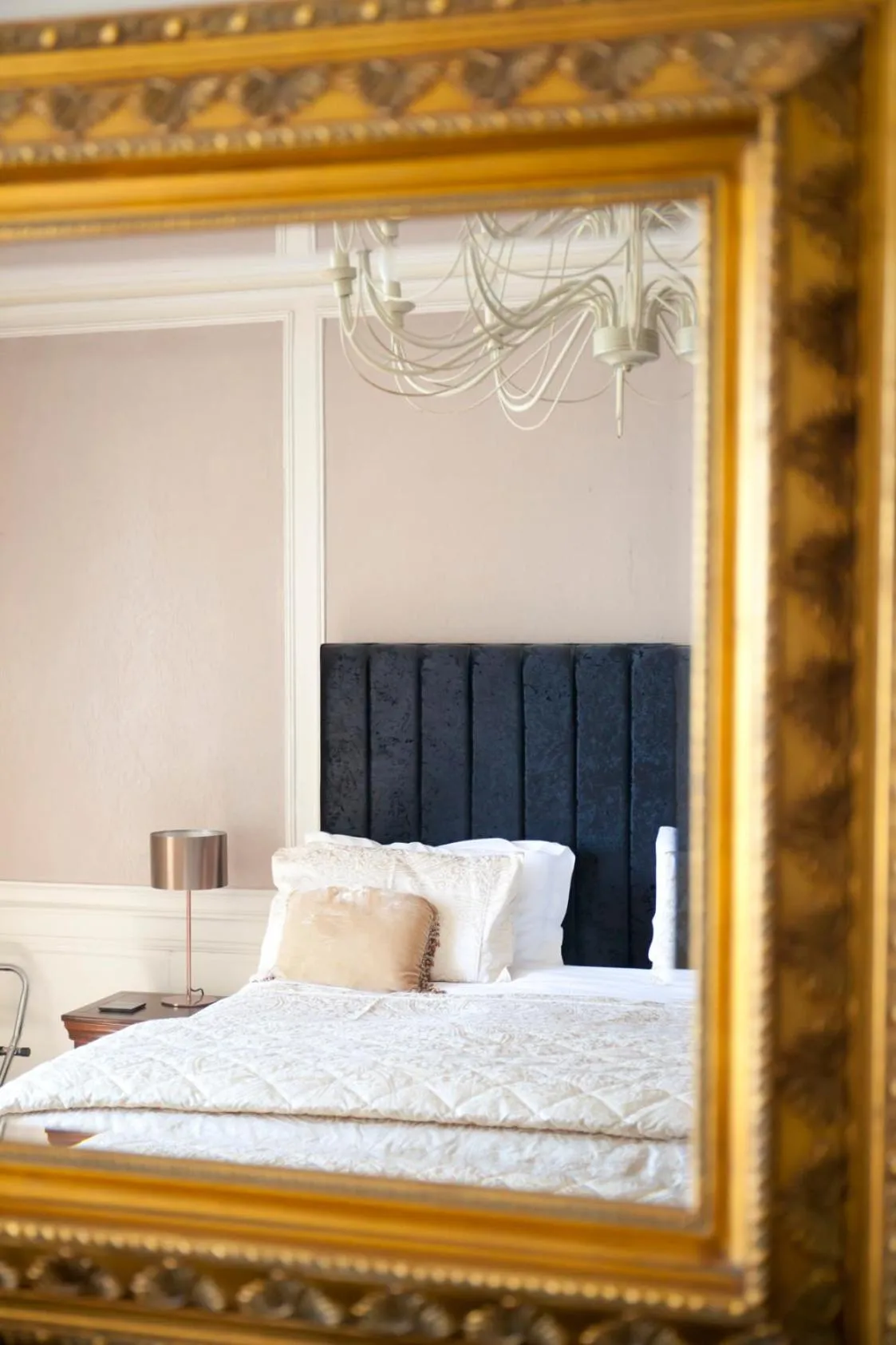 Bed in Maison Bellachonne