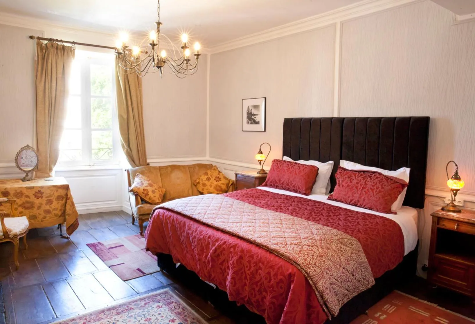 Bed in Maison Bellachonne