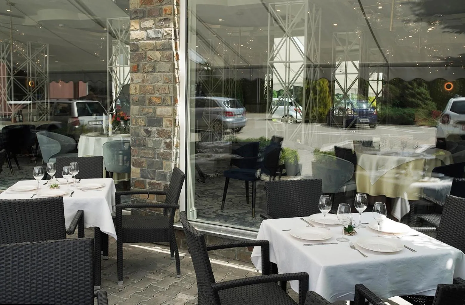 Restaurant/places to eat in Mercure Sibiu Airport