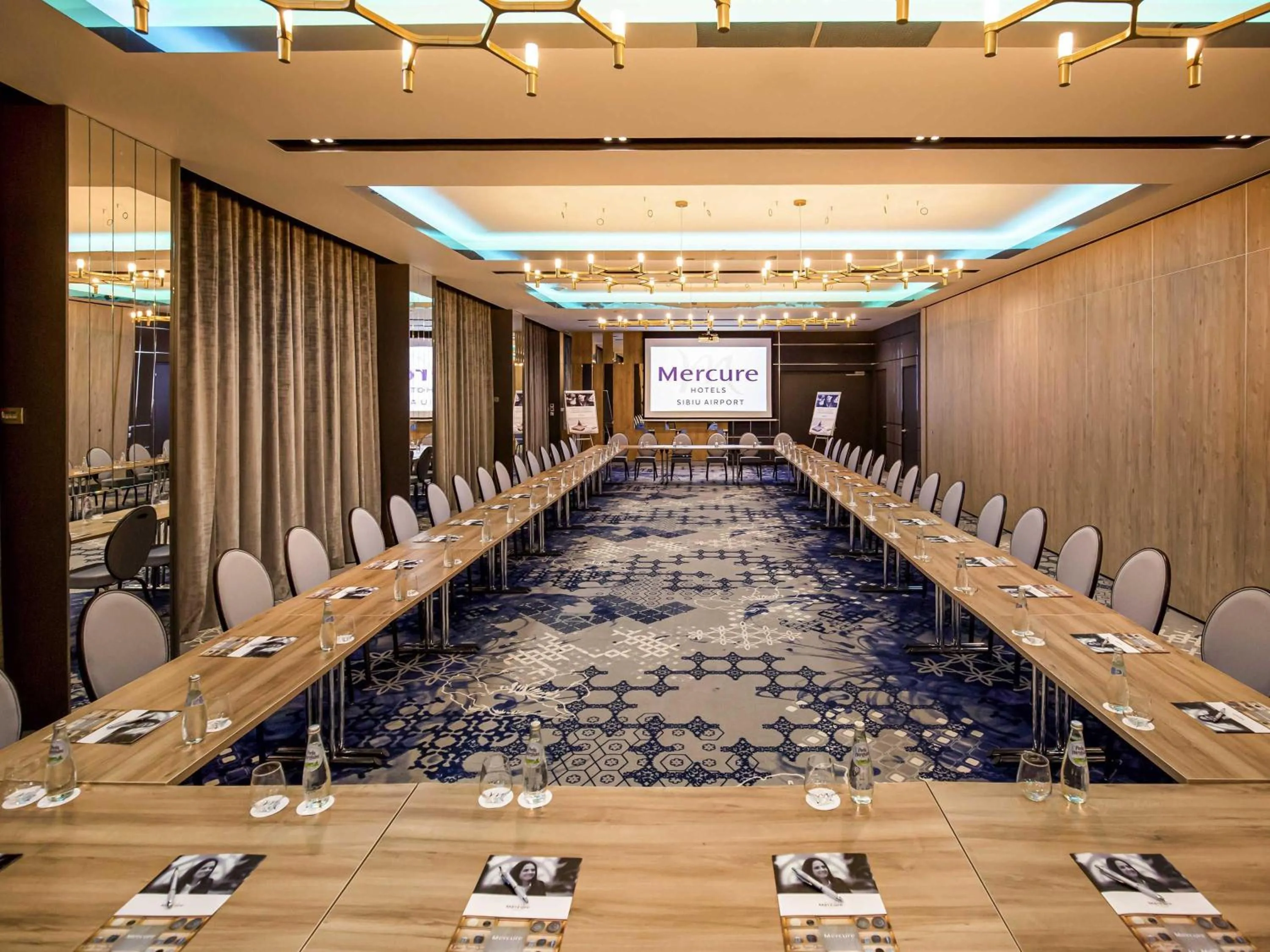 Meeting/conference room in Mercure Sibiu Airport