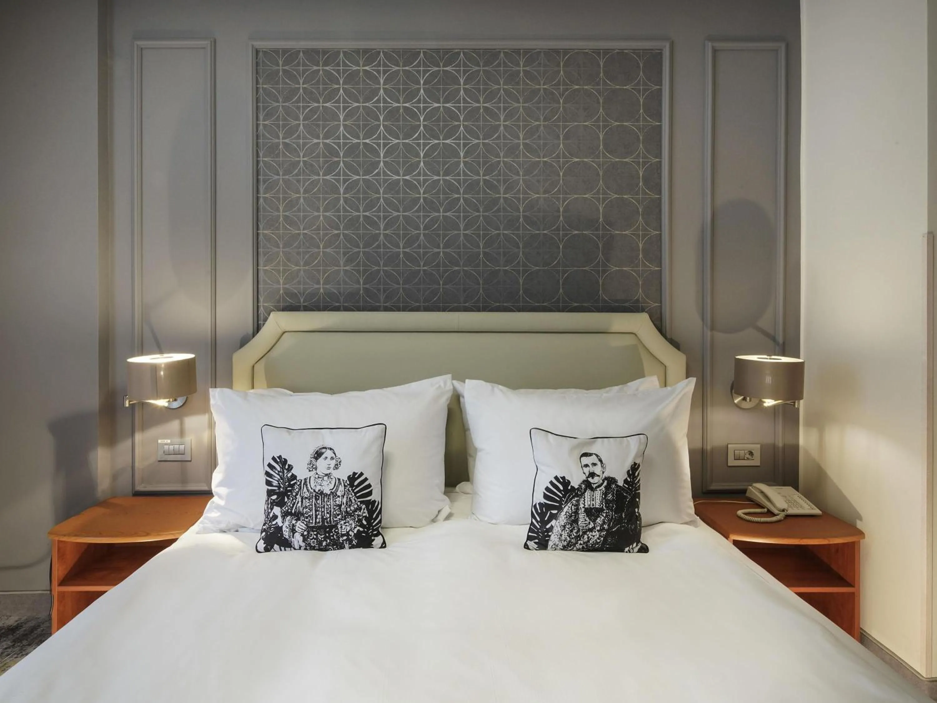 Bedroom, Bed in Mercure Sibiu Airport