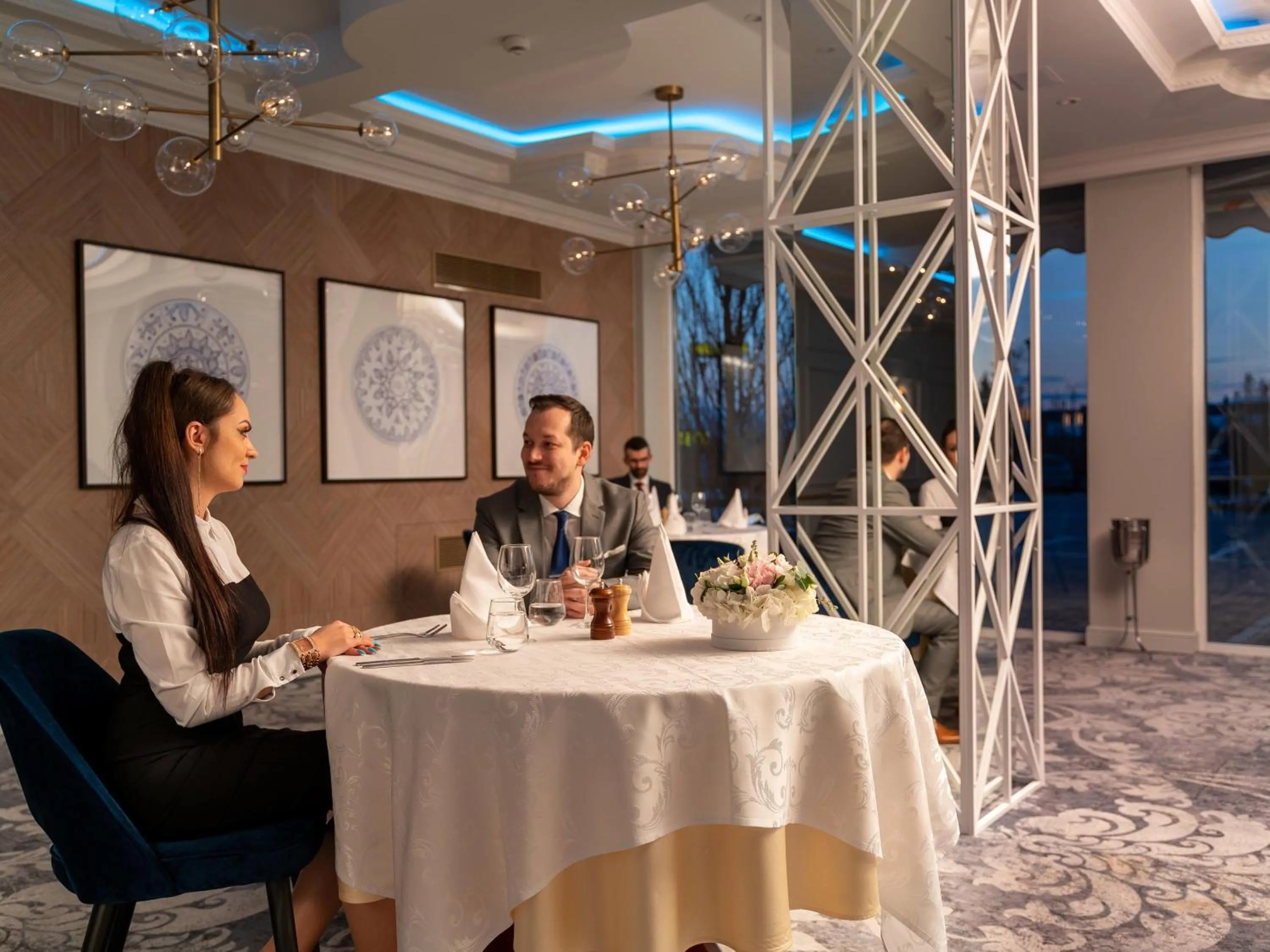 Restaurant/places to eat in Mercure Sibiu Airport