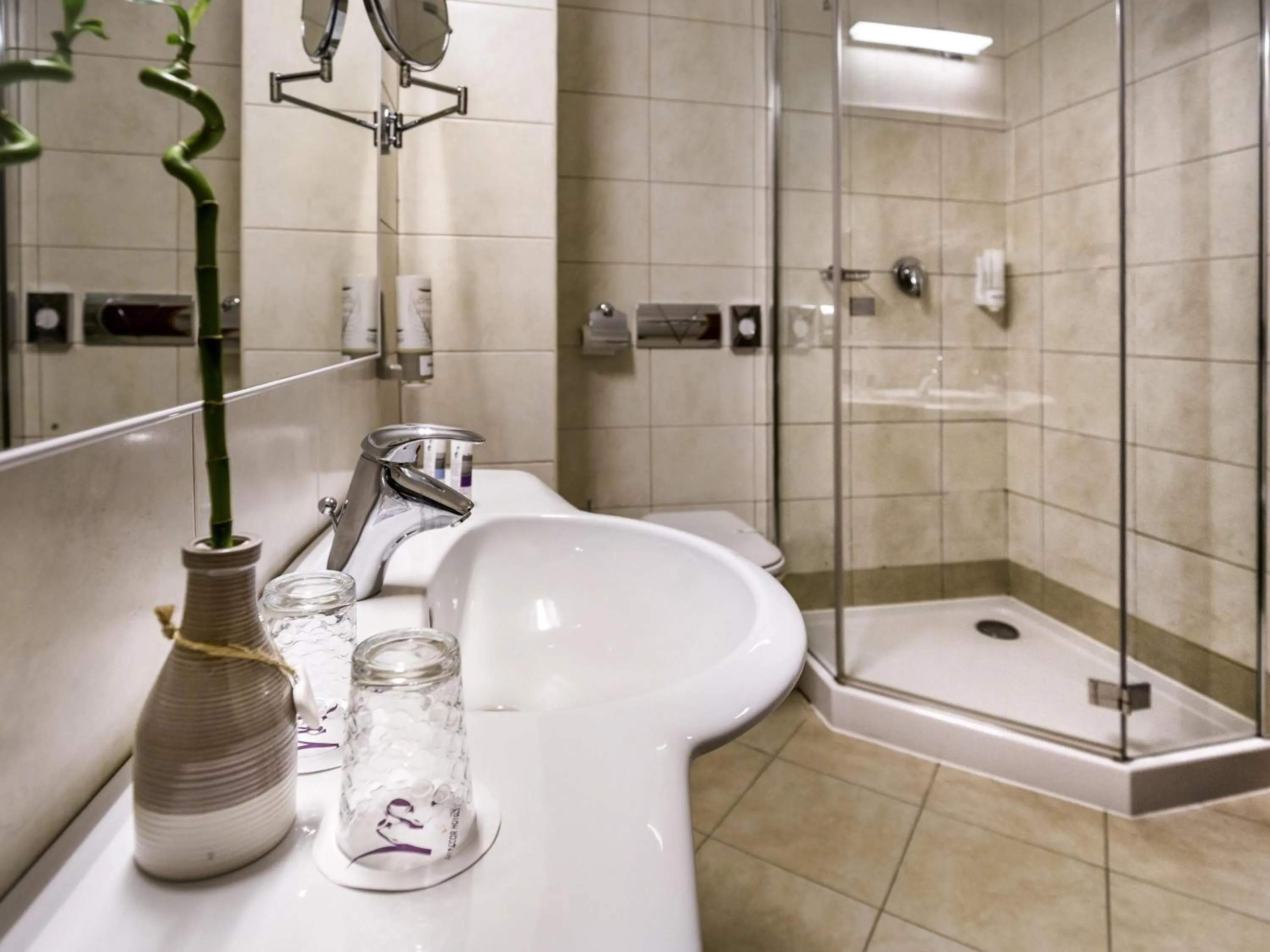 Bedroom in Mercure Sibiu Airport