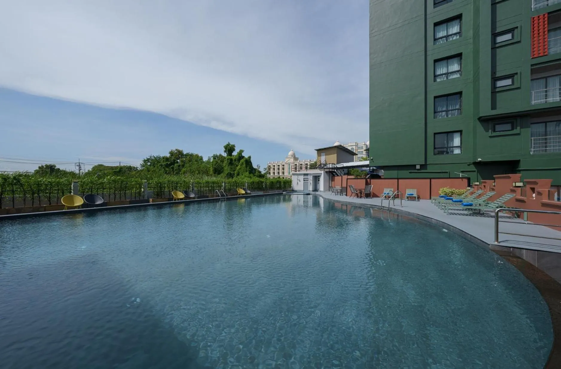 Swimming pool in SureStay By Best Western Iconic Suvarnabhumi