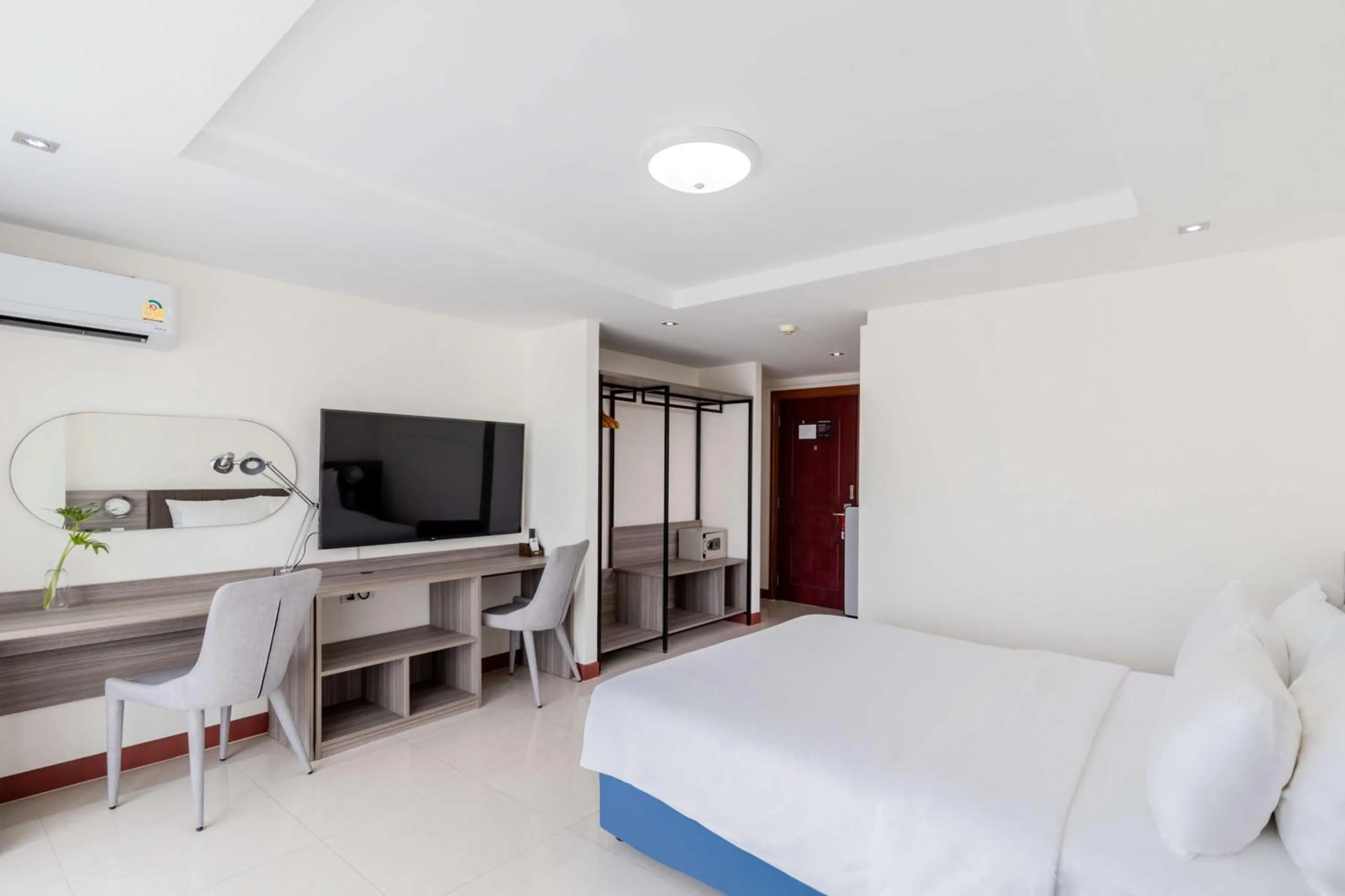 Bedroom, Bed in SureStay By Best Western Iconic Suvarnabhumi