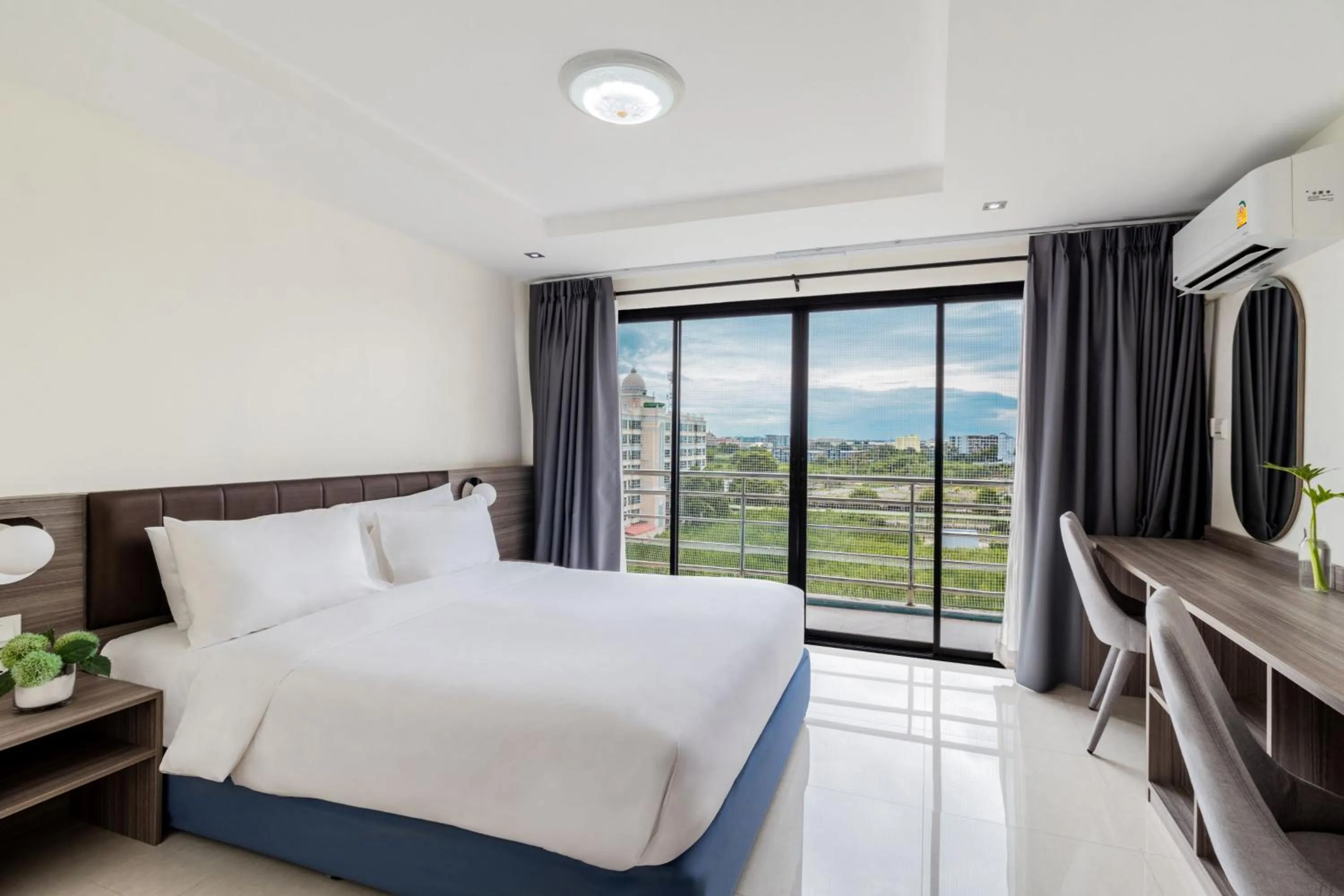 Bedroom, Bed in SureStay By Best Western Iconic Suvarnabhumi