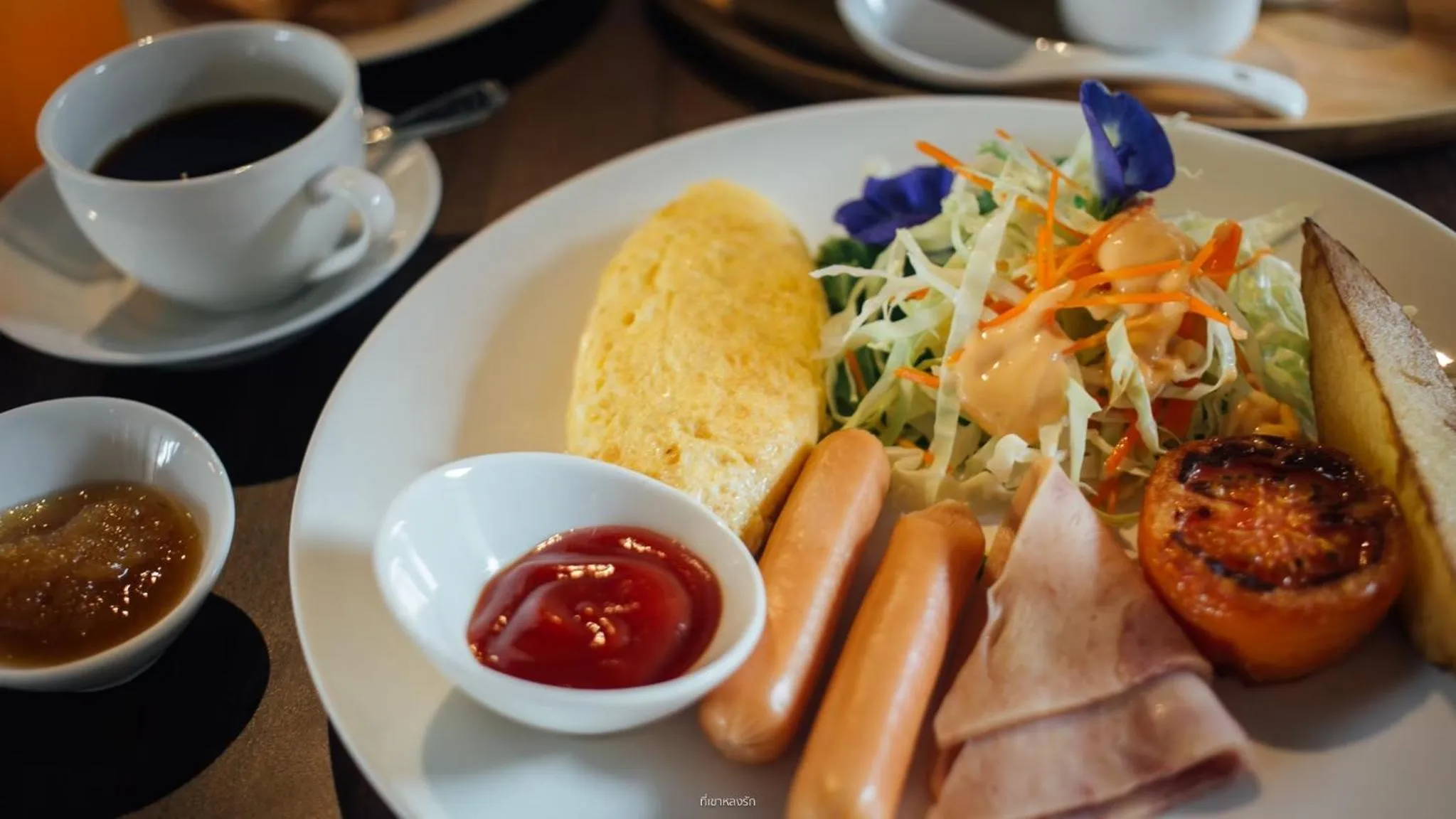 Breakfast in SureStay By Best Western Iconic Suvarnabhumi