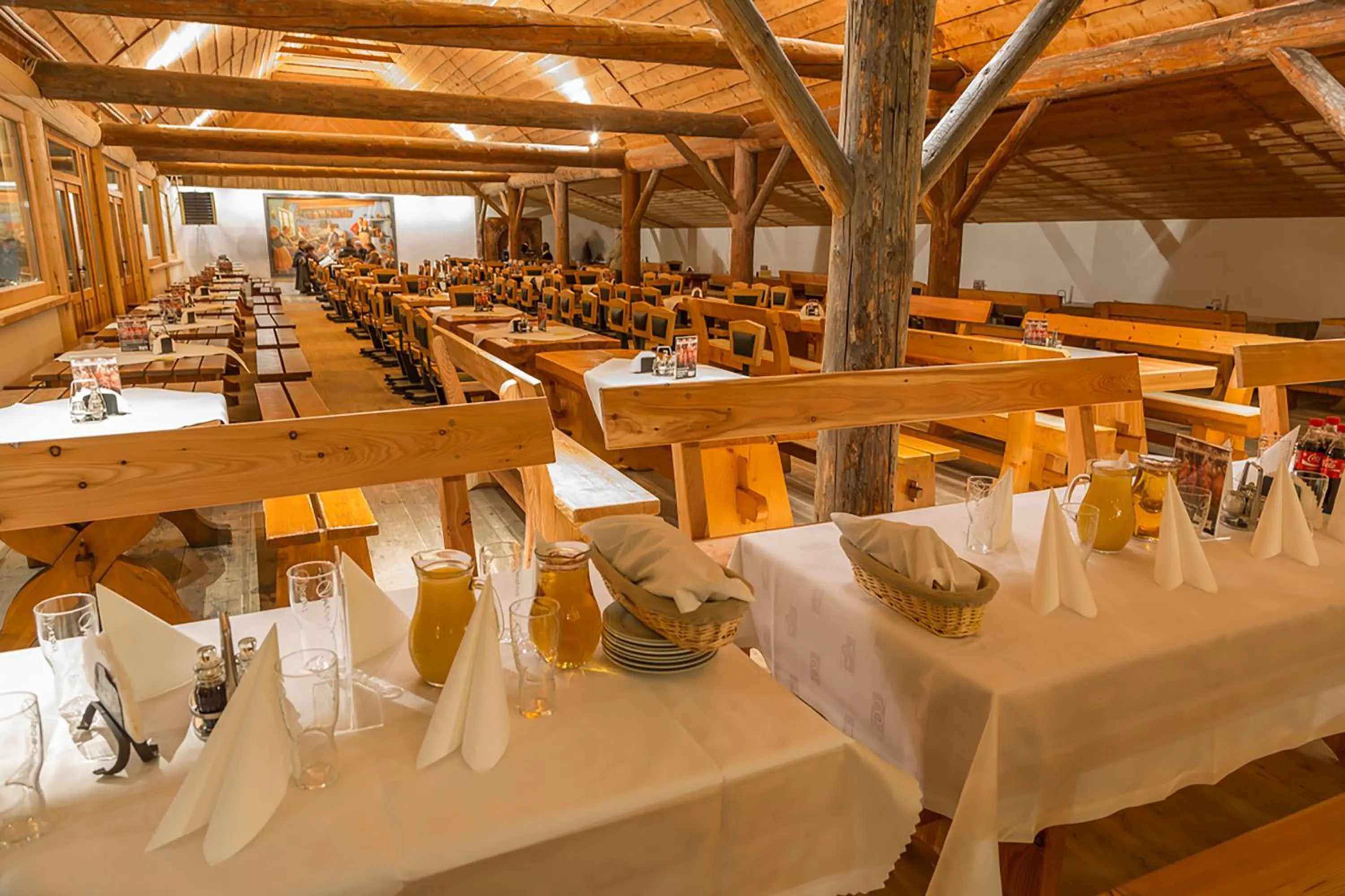 Restaurant/places to eat in Krakowiacy i Górale