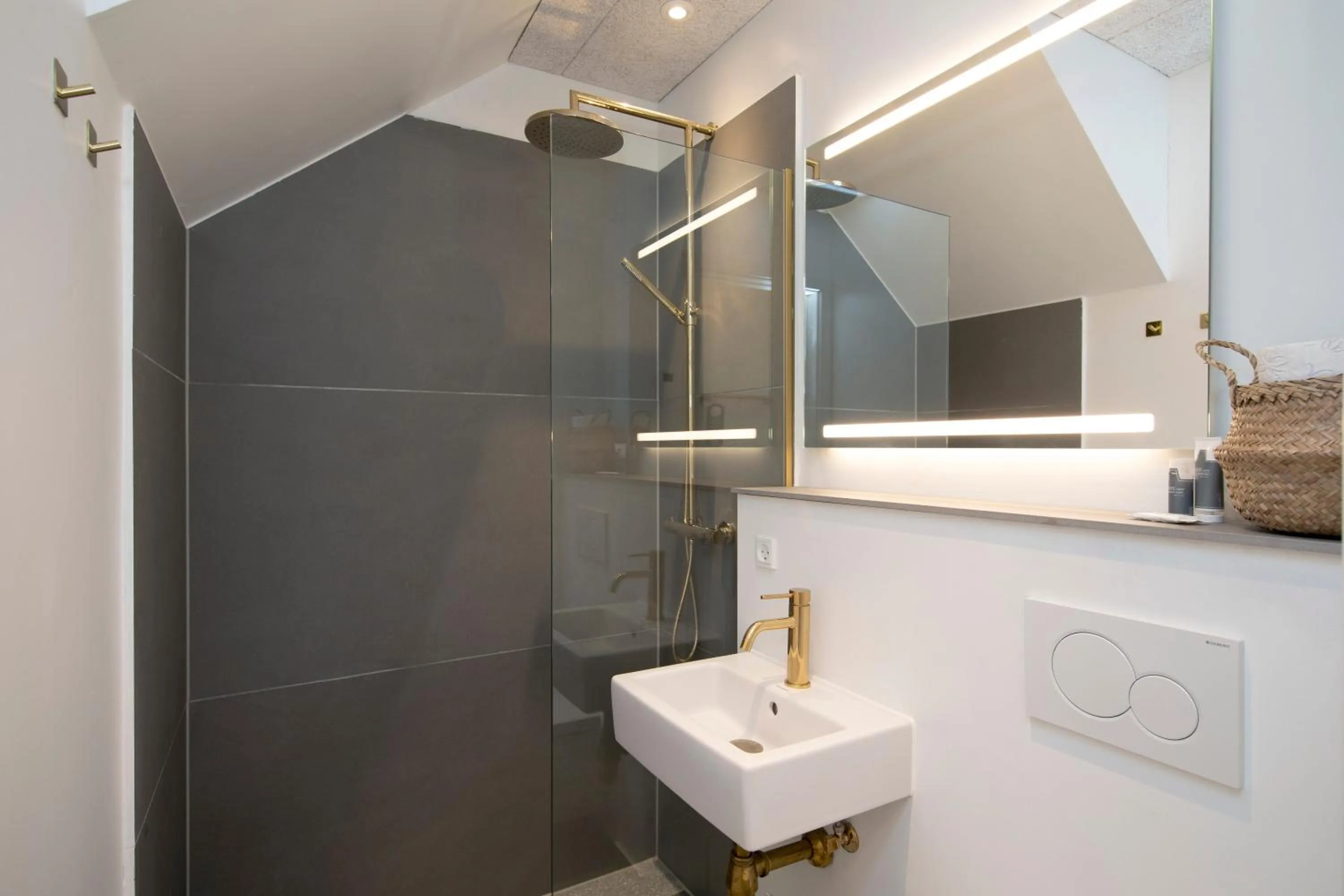 Bathroom in Hotel Klitbakken