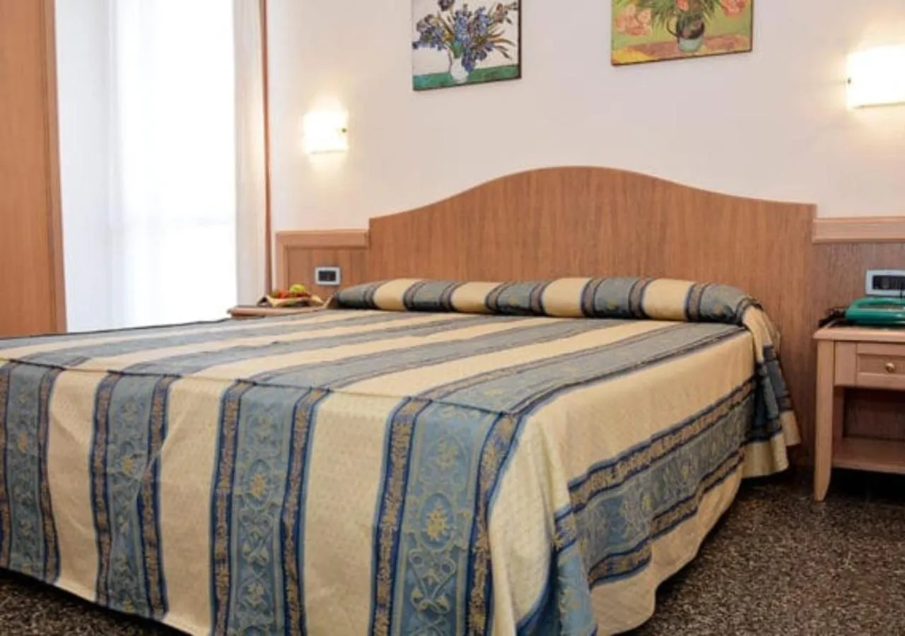 Bed in Hotel Thàlas Club