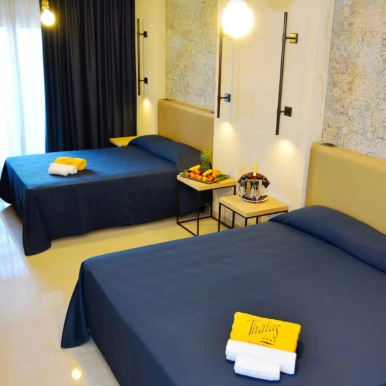 Bedroom, Bed in Hotel Thàlas Club