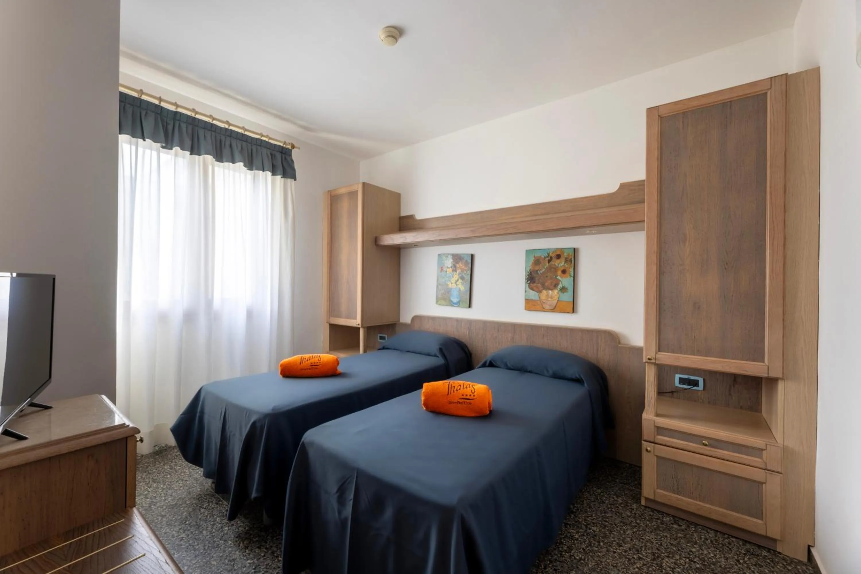 Bed in Hotel Thàlas Club