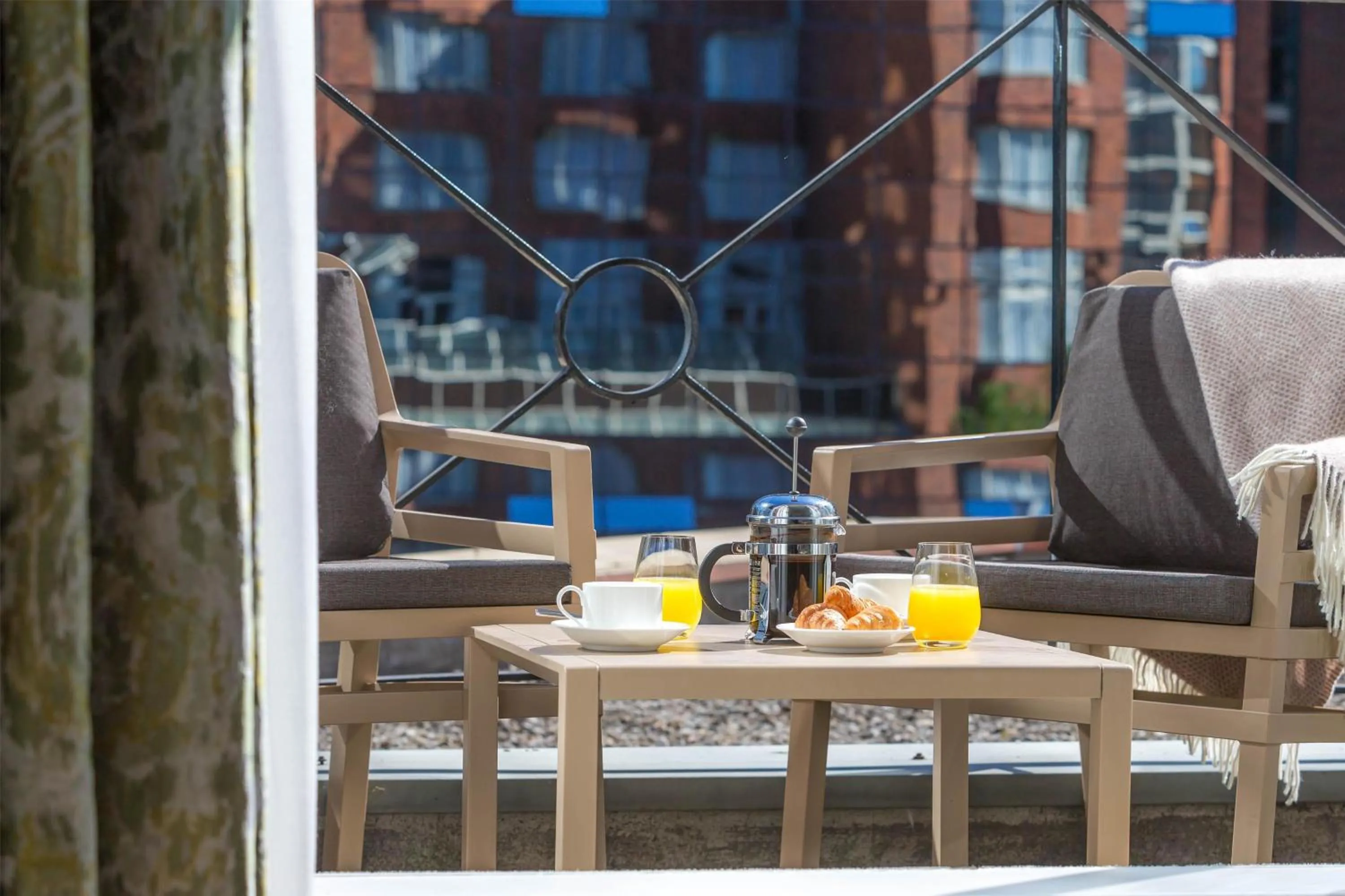 Living room in Conrad Dublin