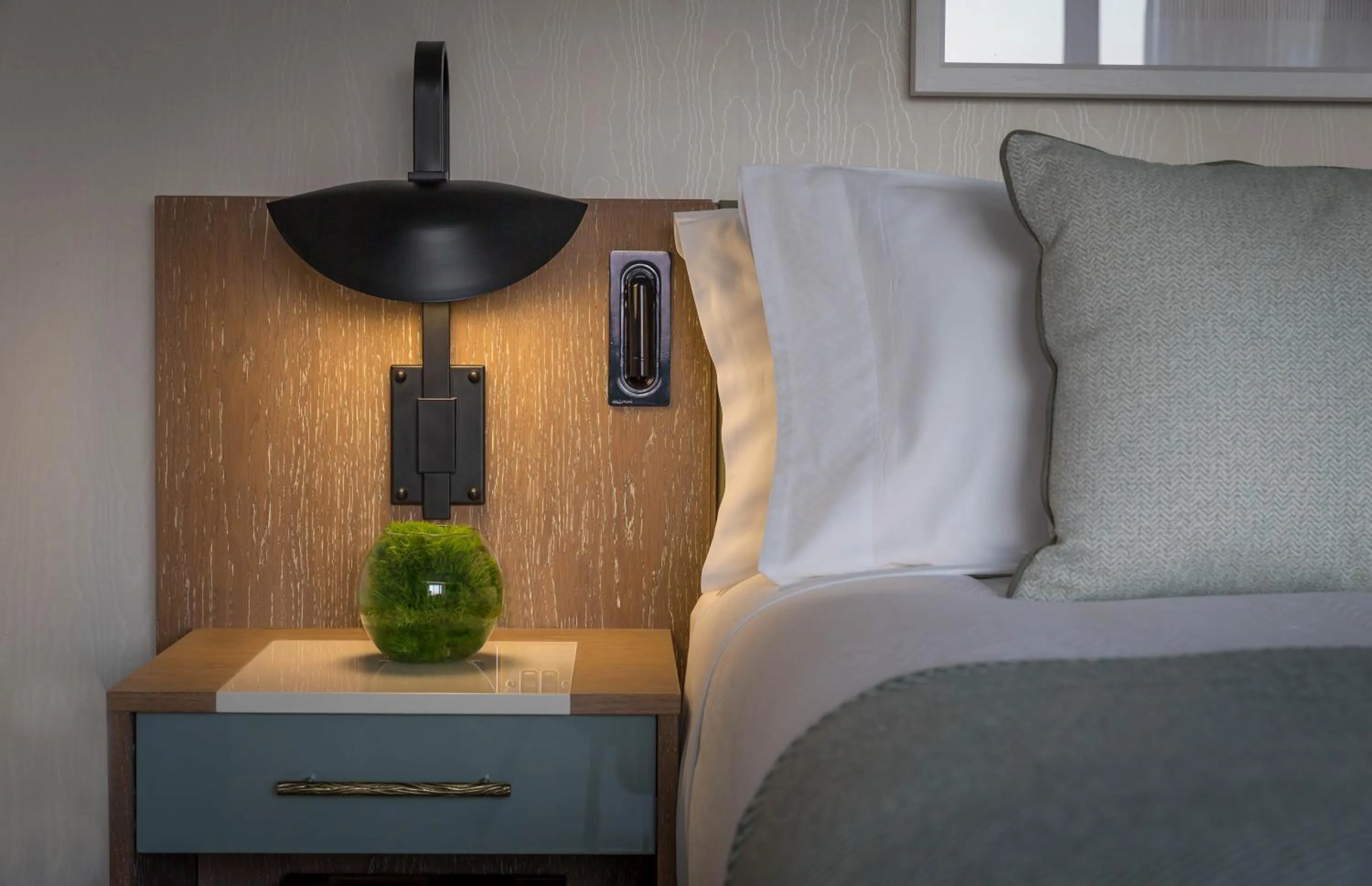 Bedroom, Bed in Conrad Dublin