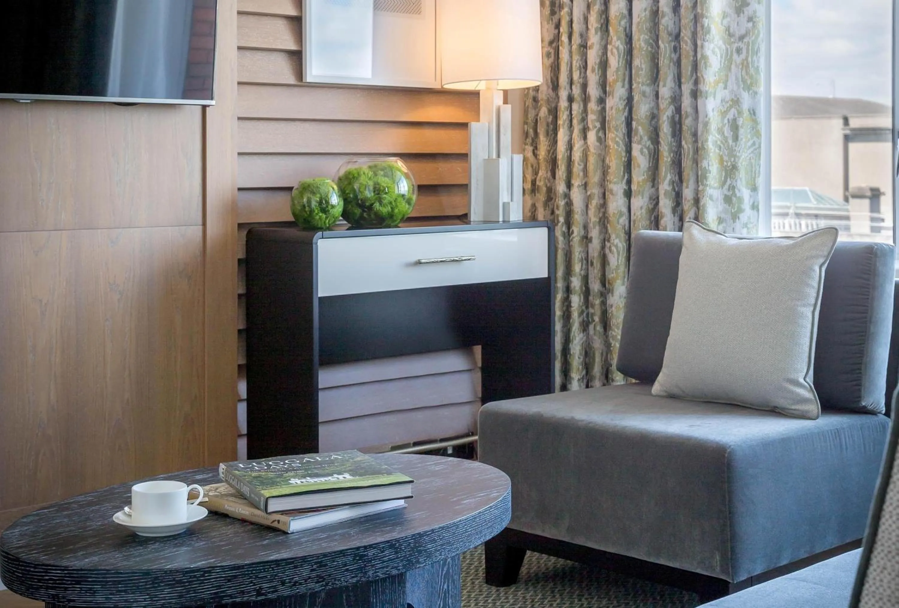 Living room in Conrad Dublin