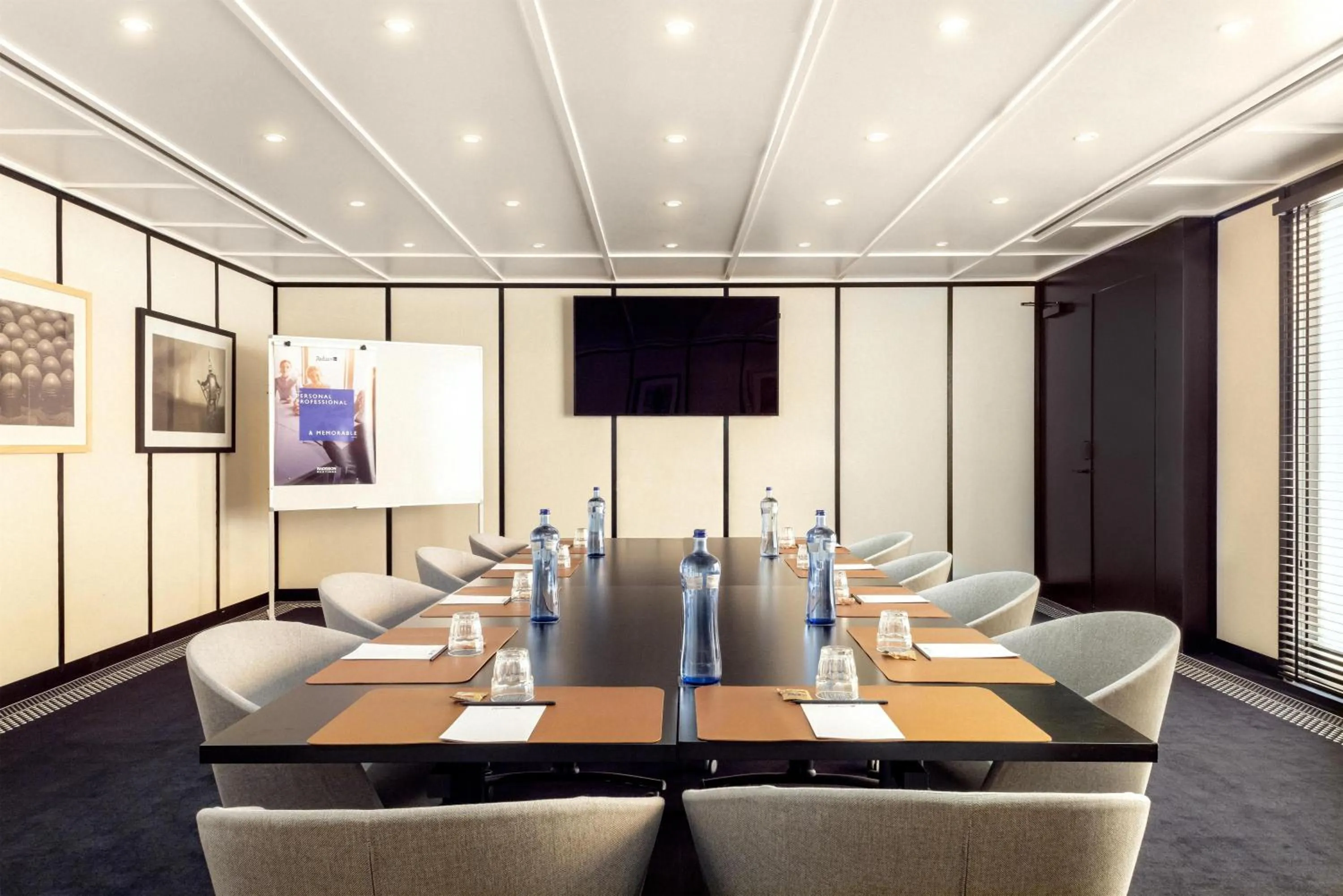 Meeting/conference room in Radisson Blu 1882 Hotel, Barcelona Sagrada Familia