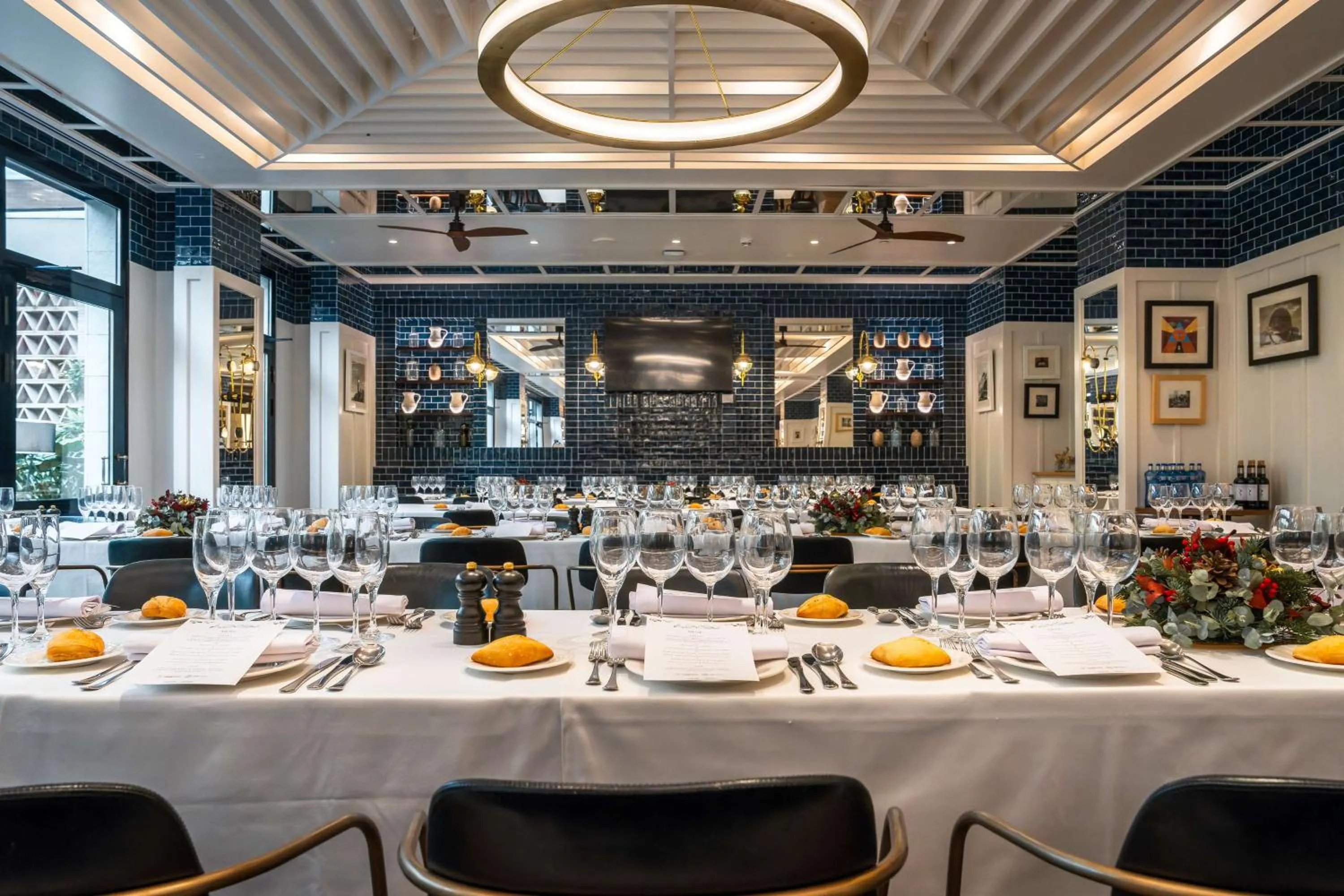 Restaurant/places to eat in Radisson Blu 1882 Hotel, Barcelona Sagrada Familia