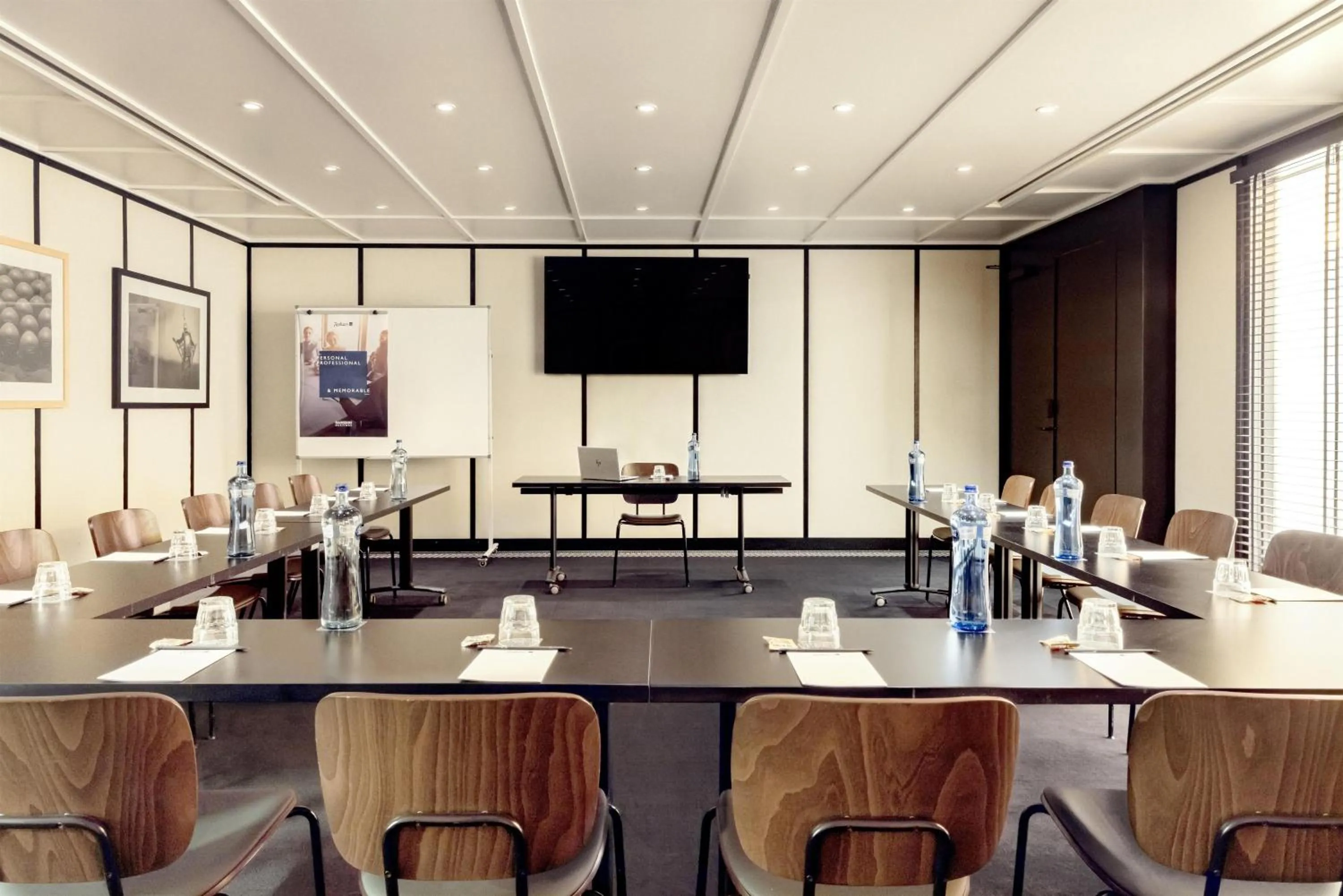 Meeting/conference room in Radisson Blu 1882 Hotel, Barcelona Sagrada Familia