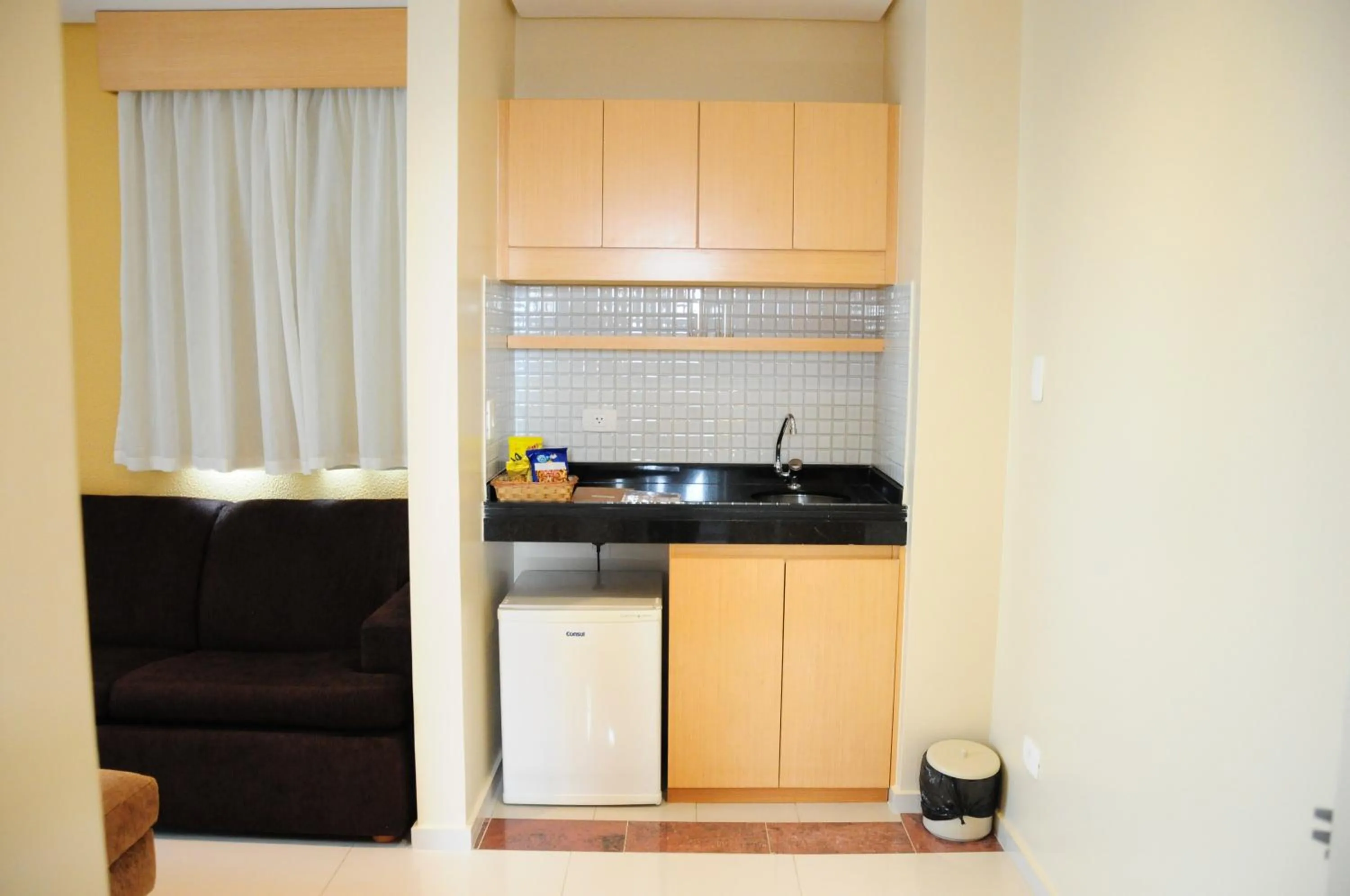 Kitchen or kitchenette in Brasília Santana Gold Flat