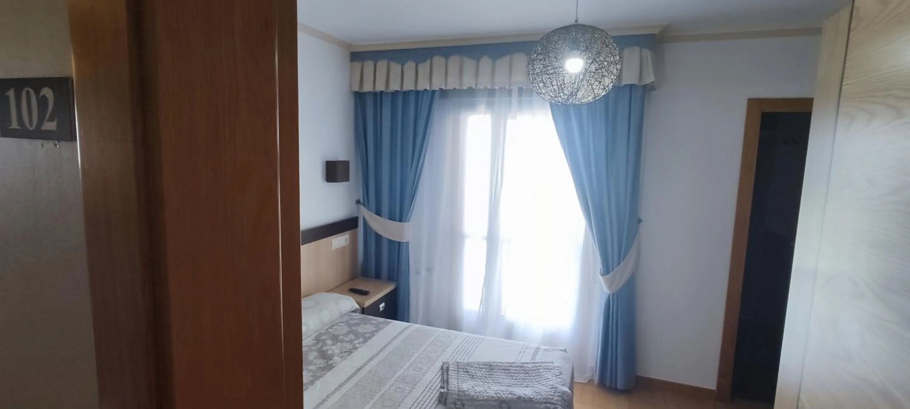 Bedroom in Hotel Estrella del Mar