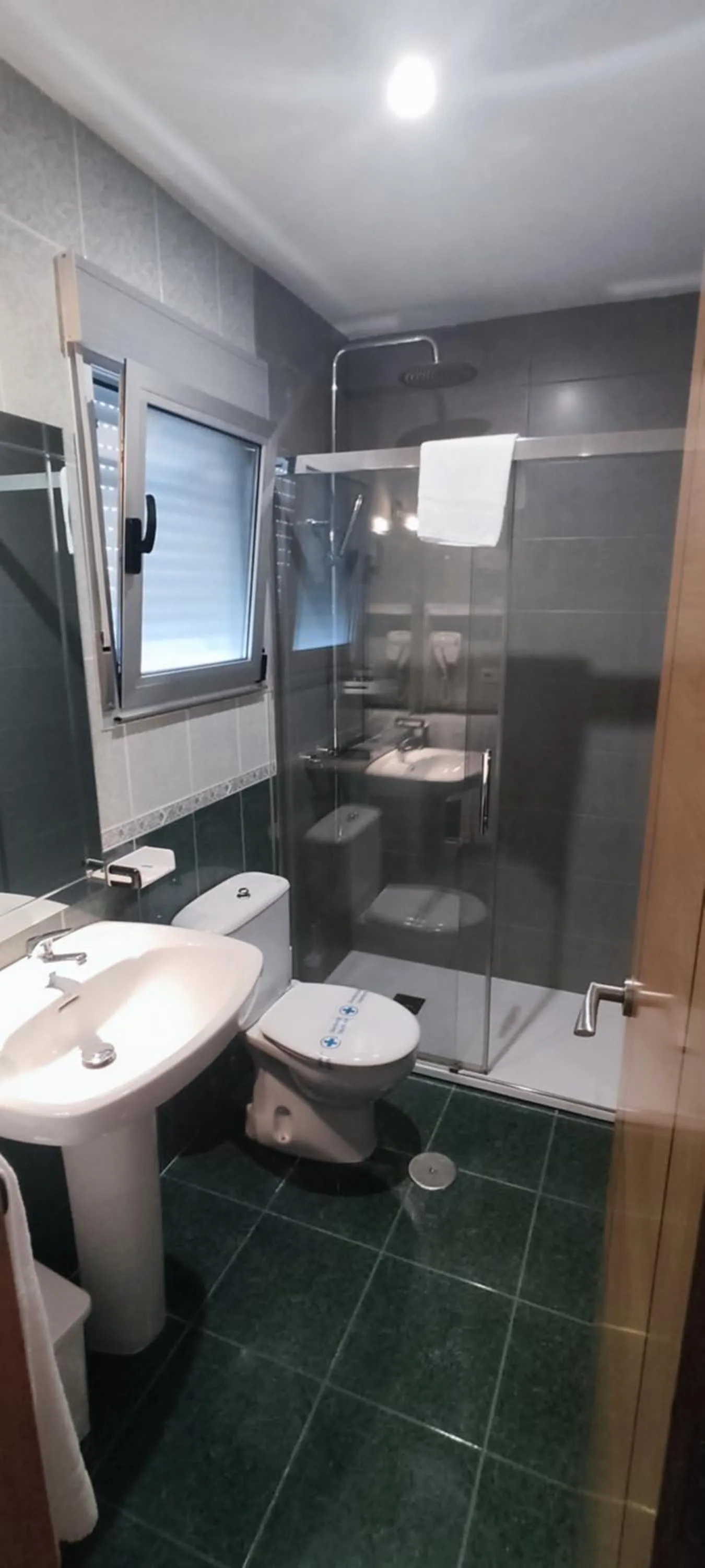 Bathroom in Hotel Estrella del Mar