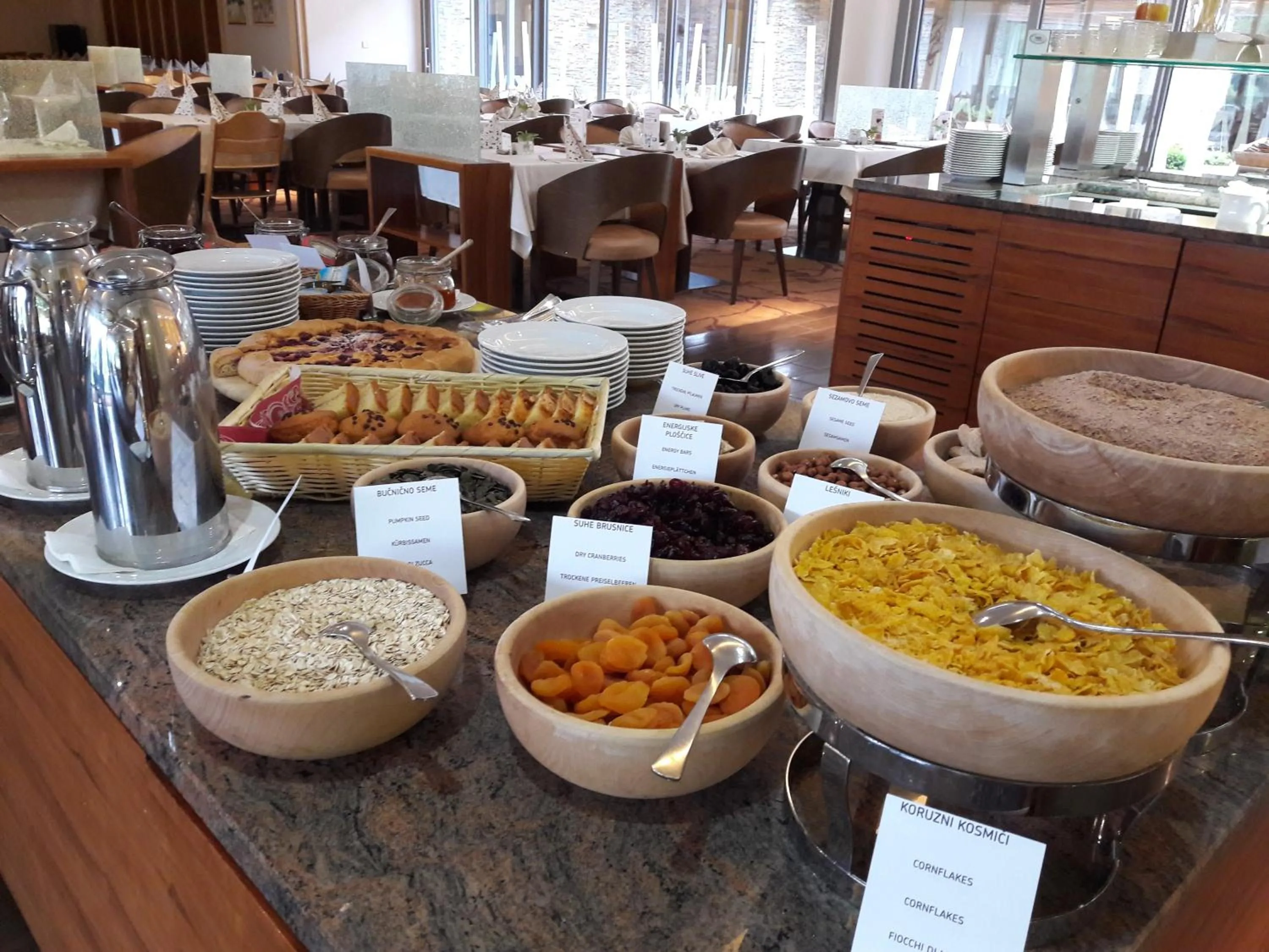Buffet breakfast in Terme Zreče – Hotel Atrij