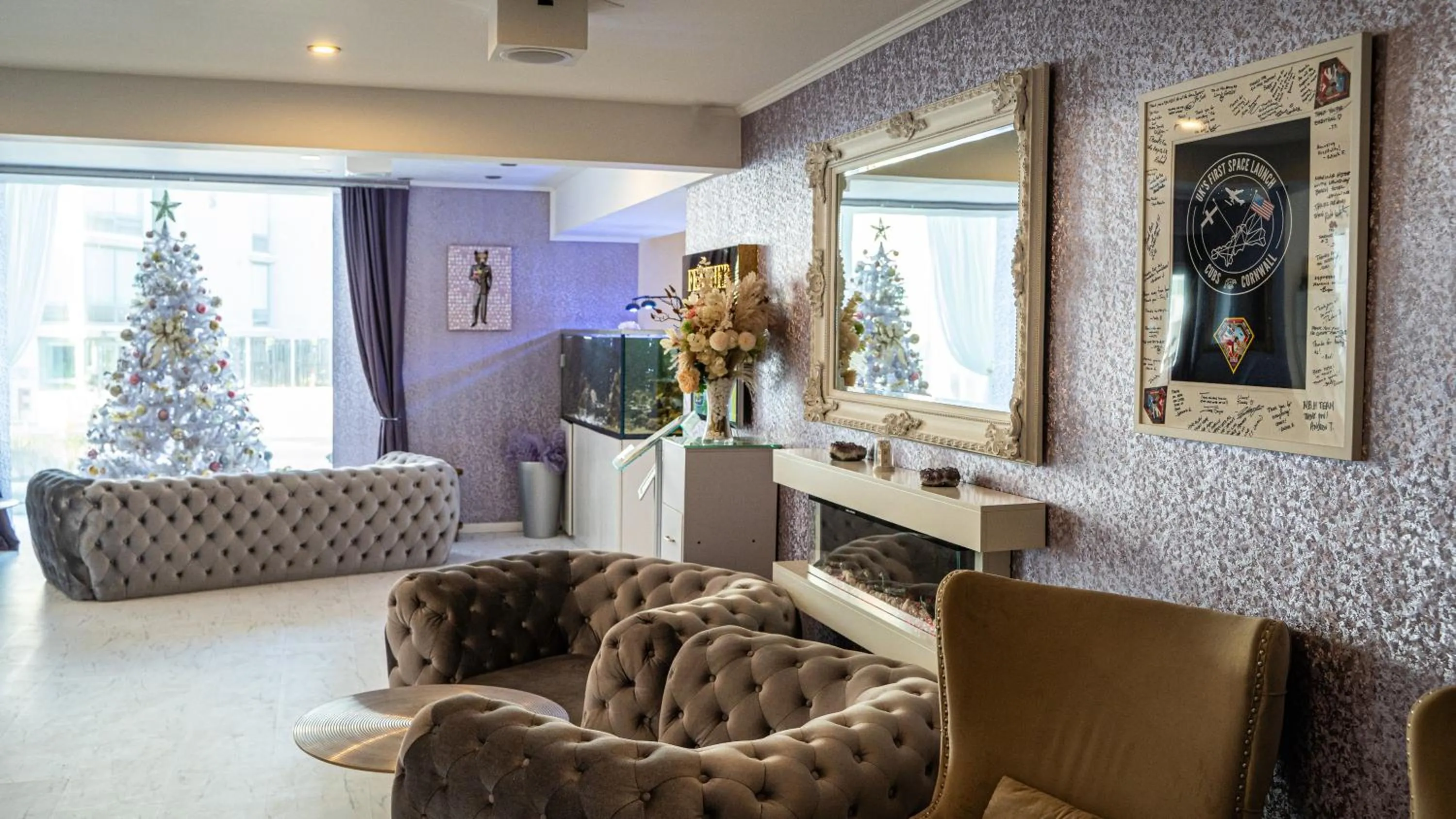 Lobby or reception in OYO Newquay Beach Hotel