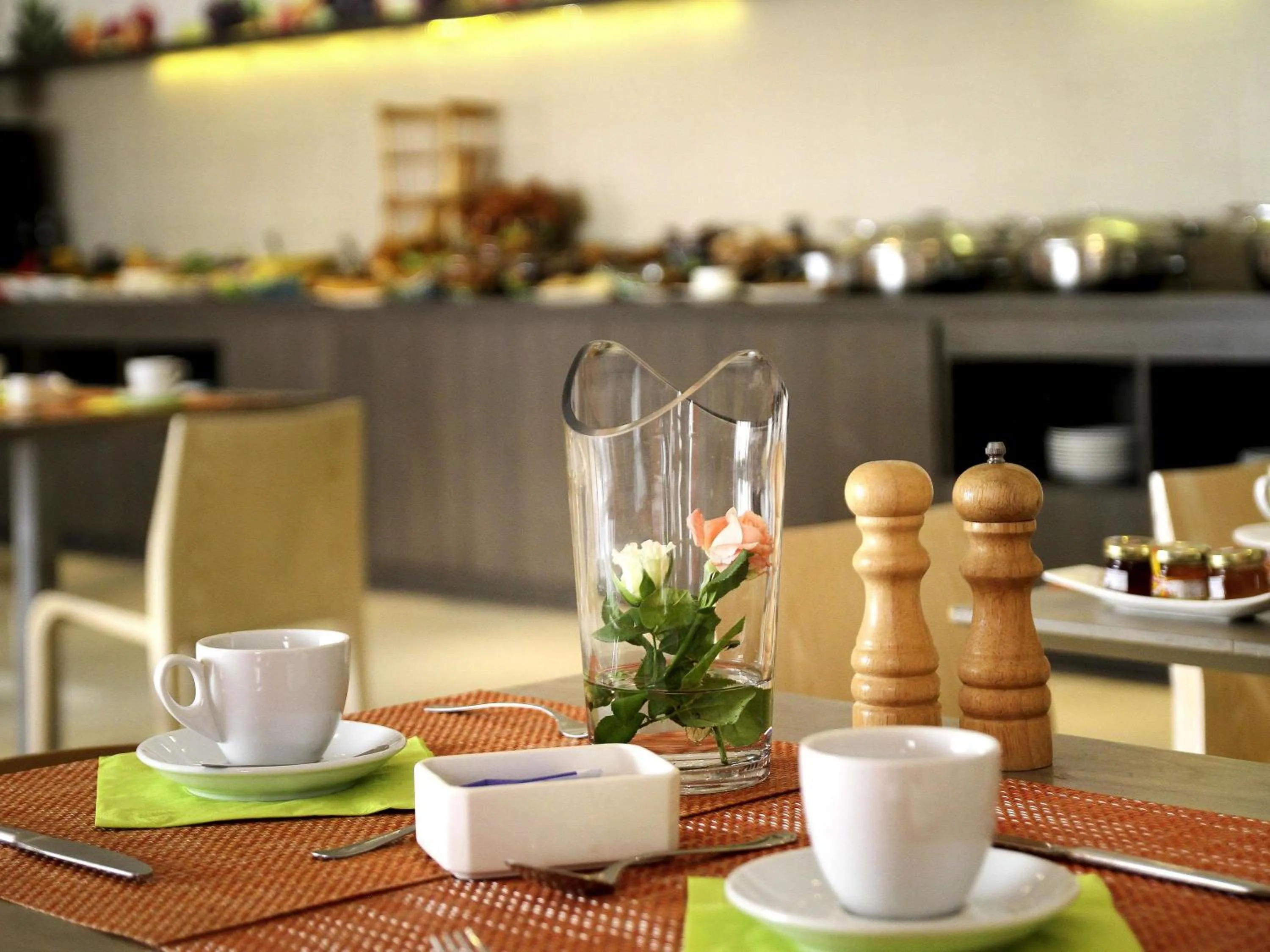 Restaurant/places to eat in Novotel Constantine