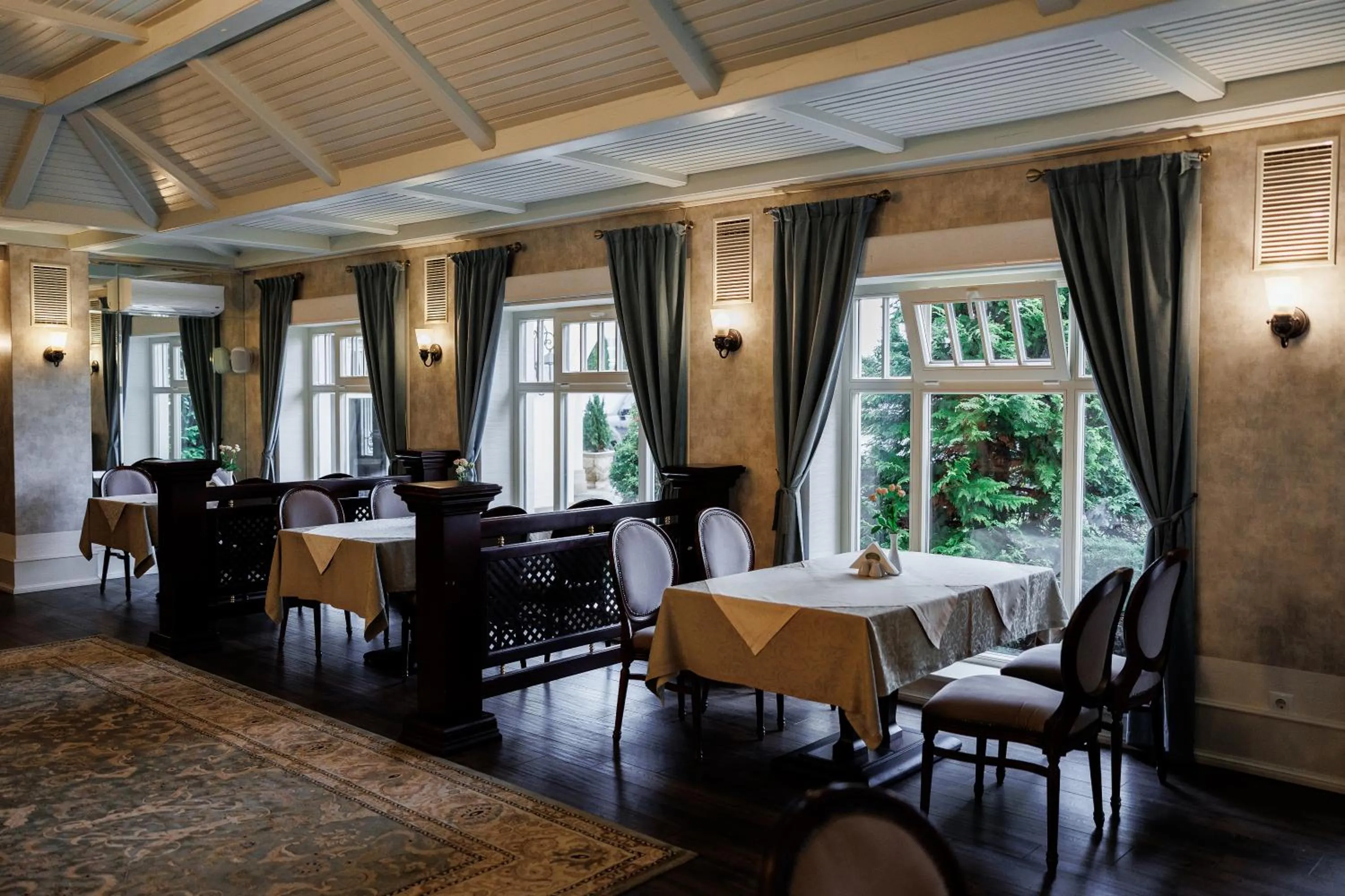 Restaurant/places to eat in Panska Gora