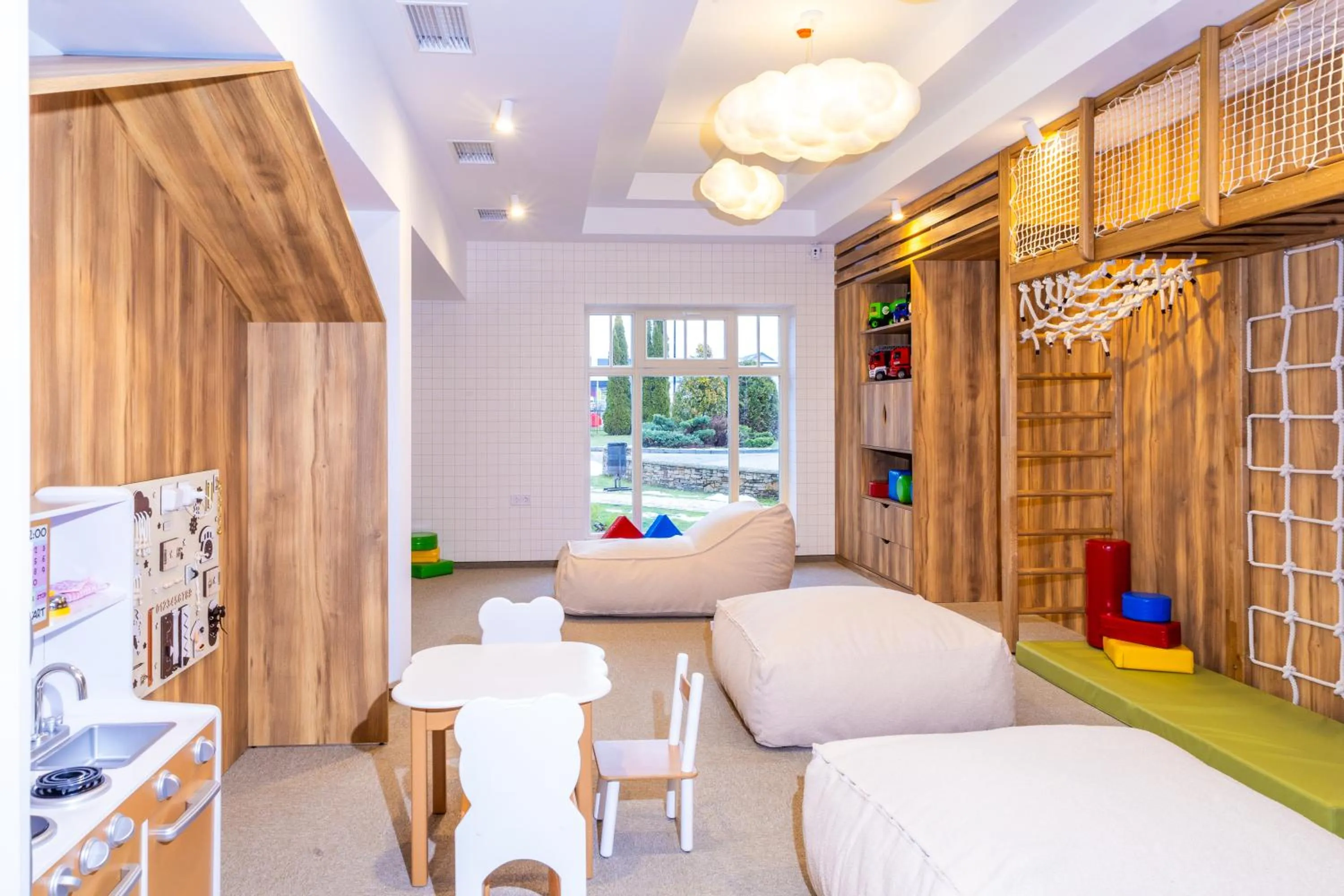 Game Room, Bed in Panska Gora