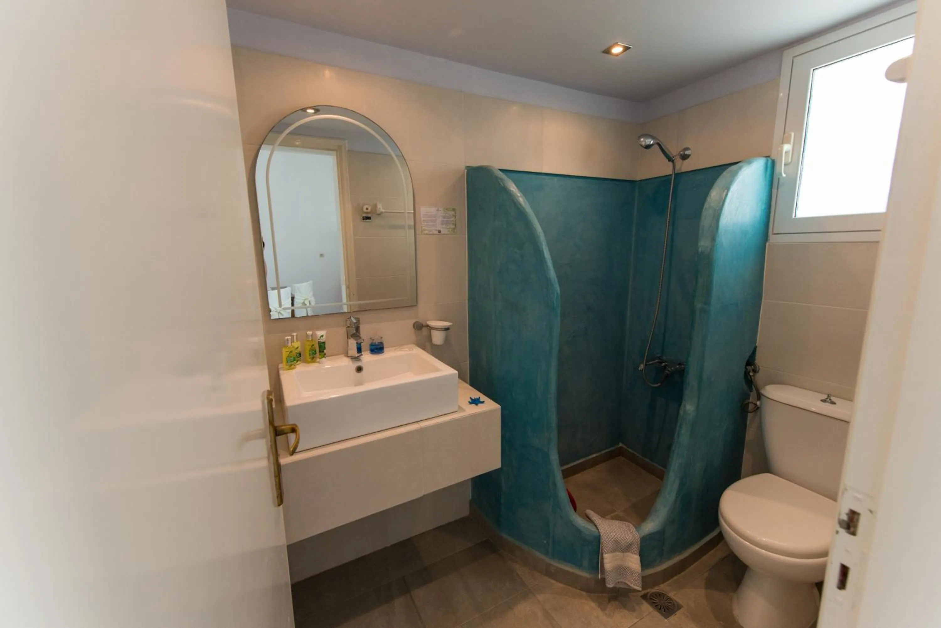 Shower in Saraya Resort