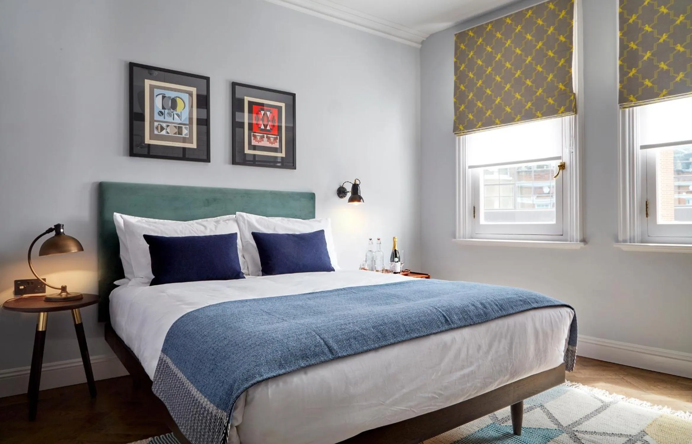 Bedroom in The Coach